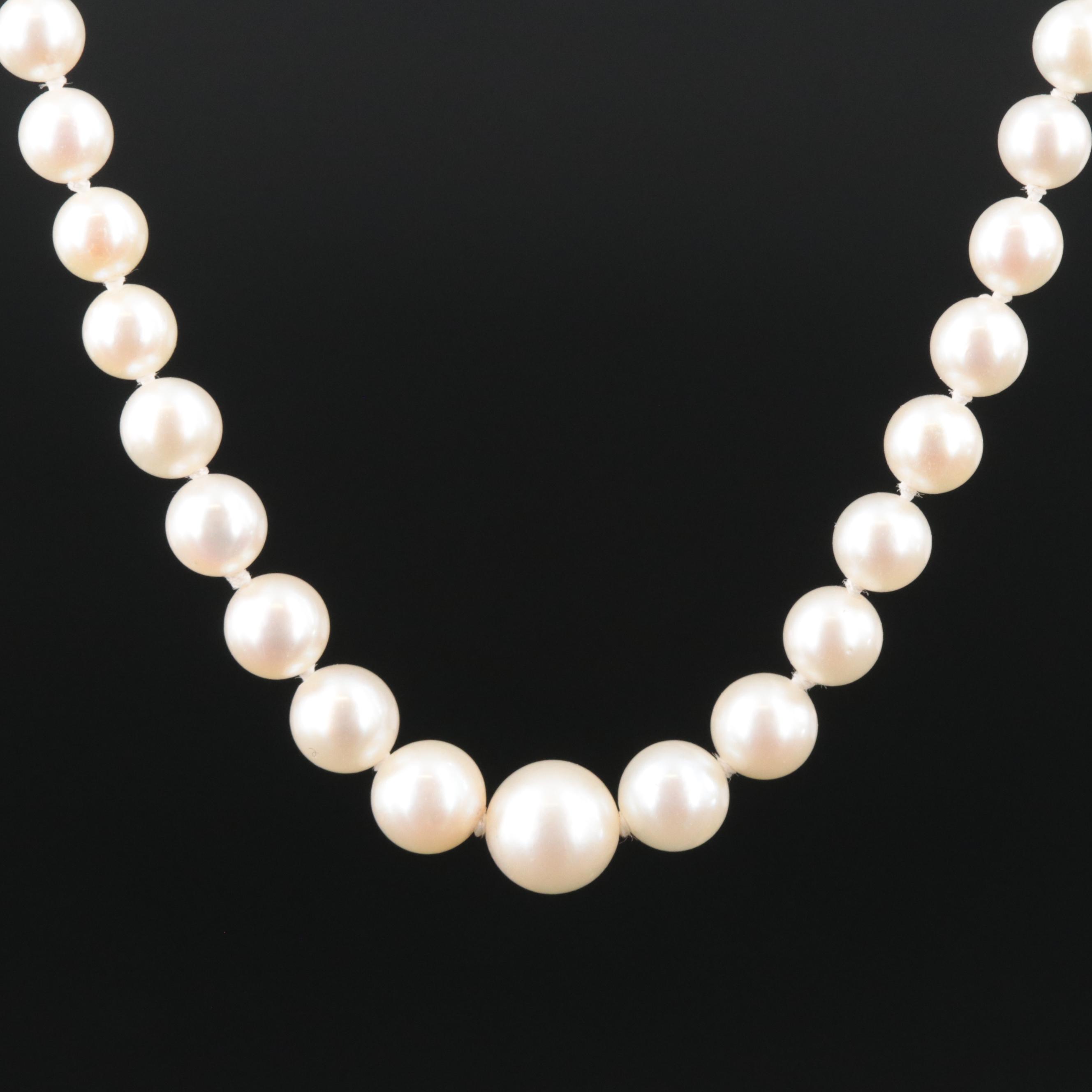 Vintage Graduated Pearl Necklace with 10K Clasp