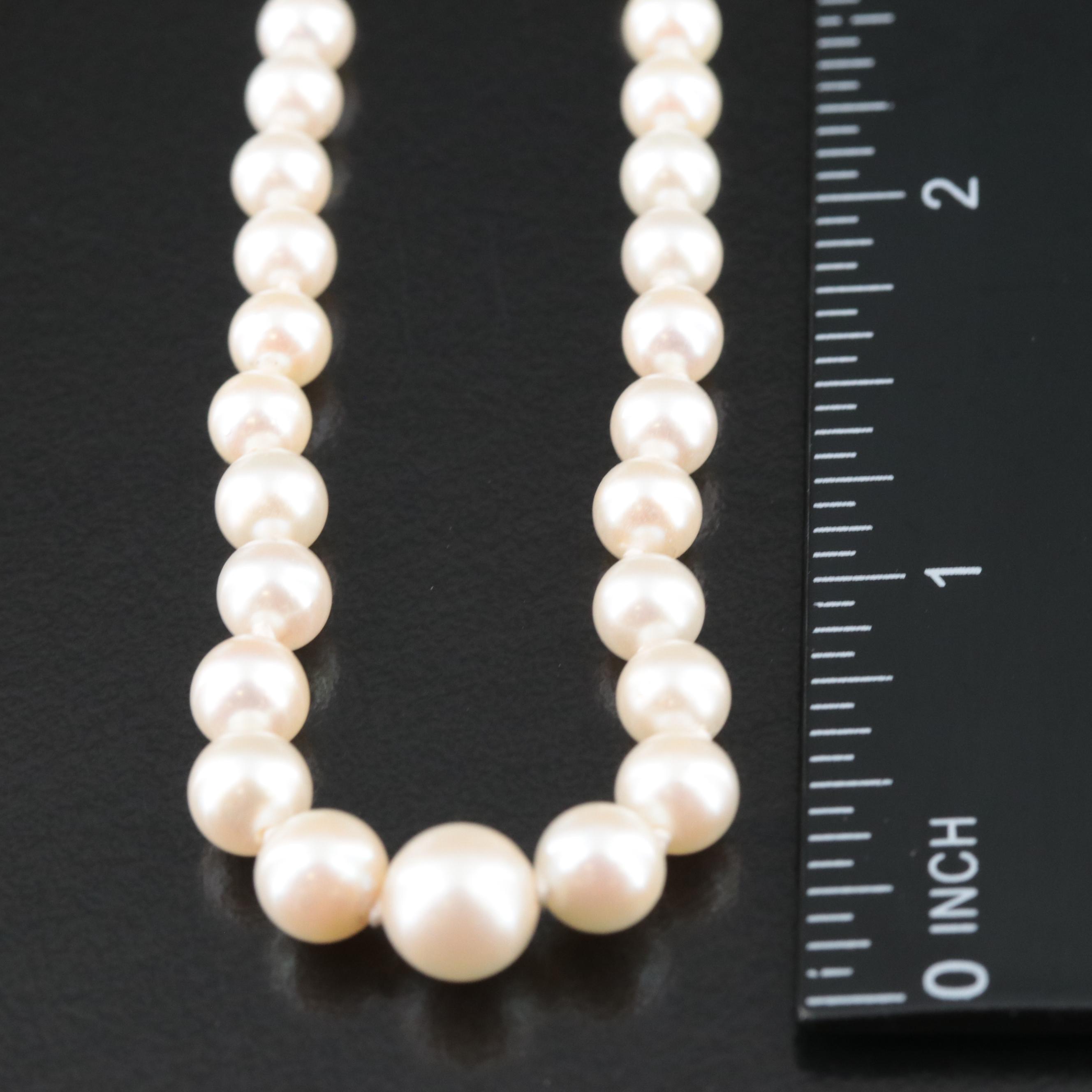 Vintage Graduated Pearl Necklace with 10K Clasp