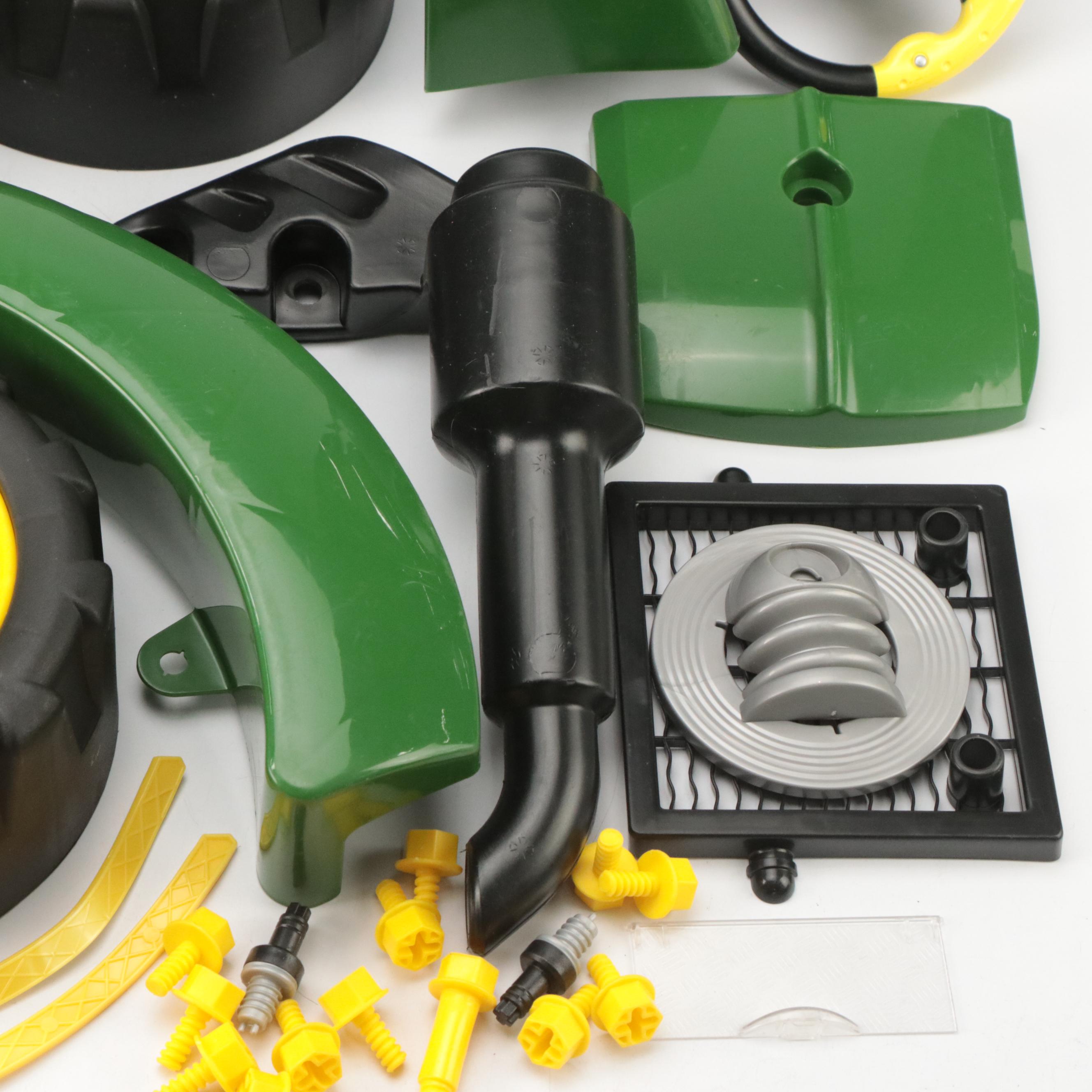 Klein John Deere Buildable Tractor Engine Play Set