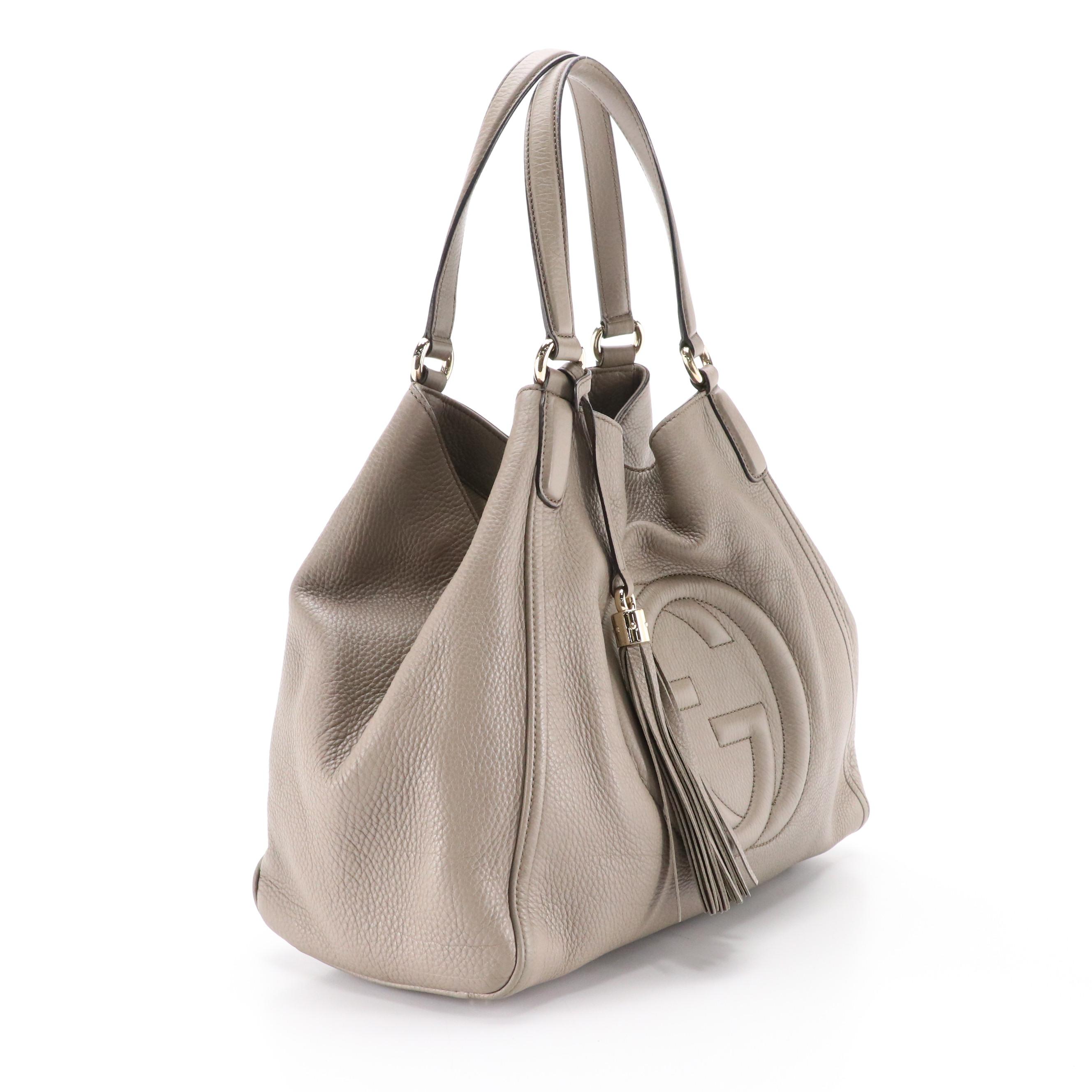Gucci Soho Shoulder Bag in Grain Leather with Tassel Zip