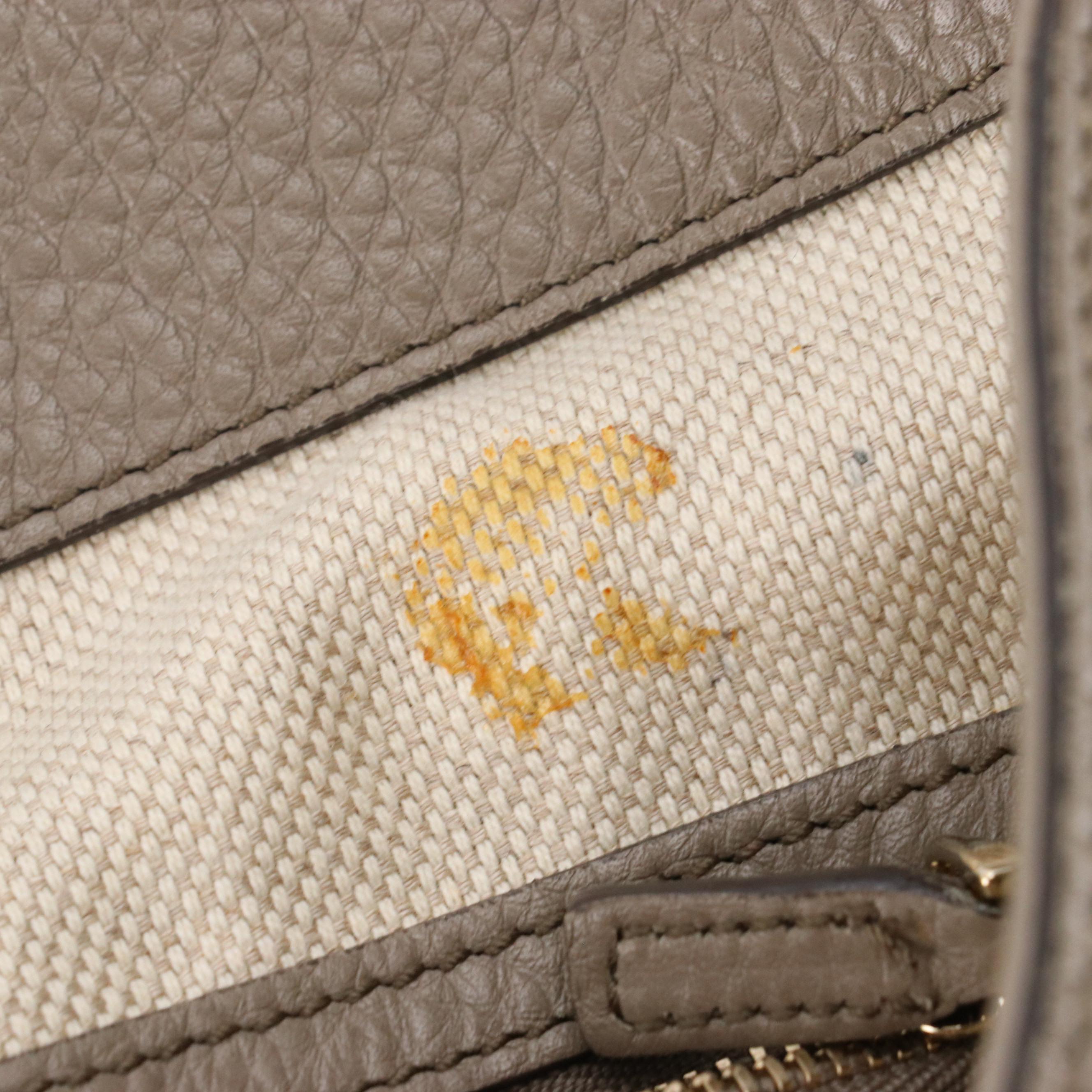 Gucci Soho Shoulder Bag in Grain Leather with Tassel Zip