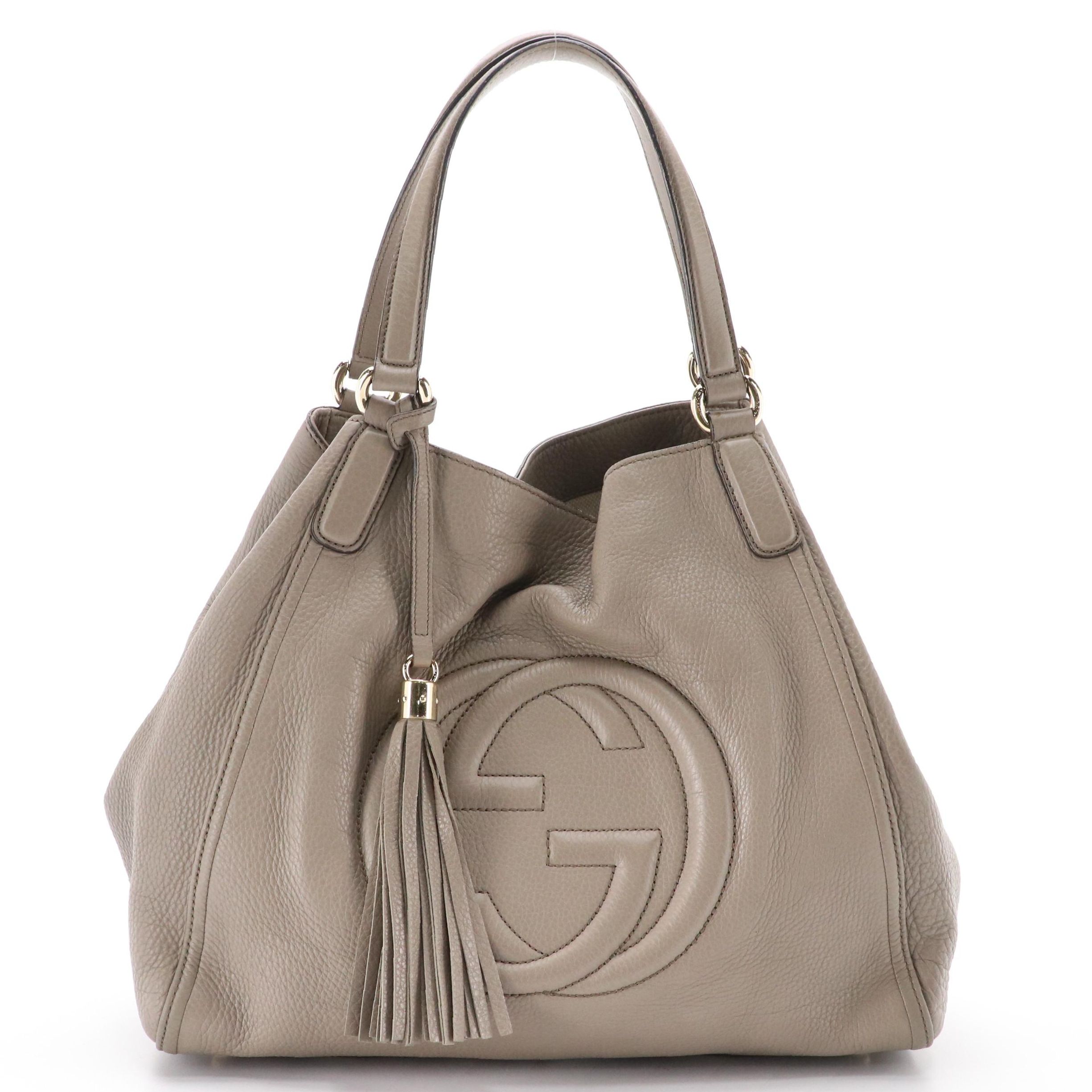 Gucci Soho Shoulder Bag in Grain Leather with Tassel Zip