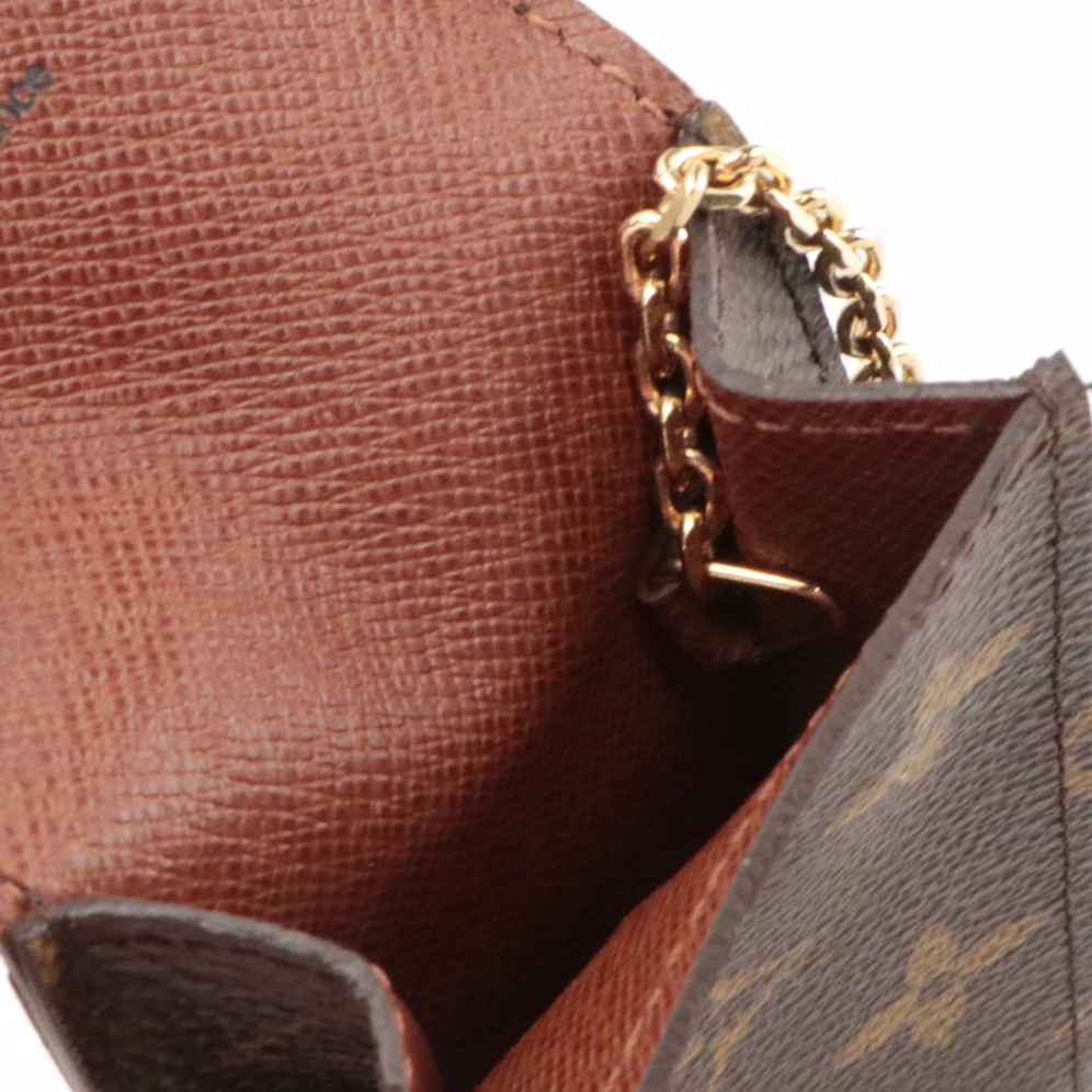 Louis Vuitton Porte Cles Badge/Card Case Keychain in Monogram Canvas