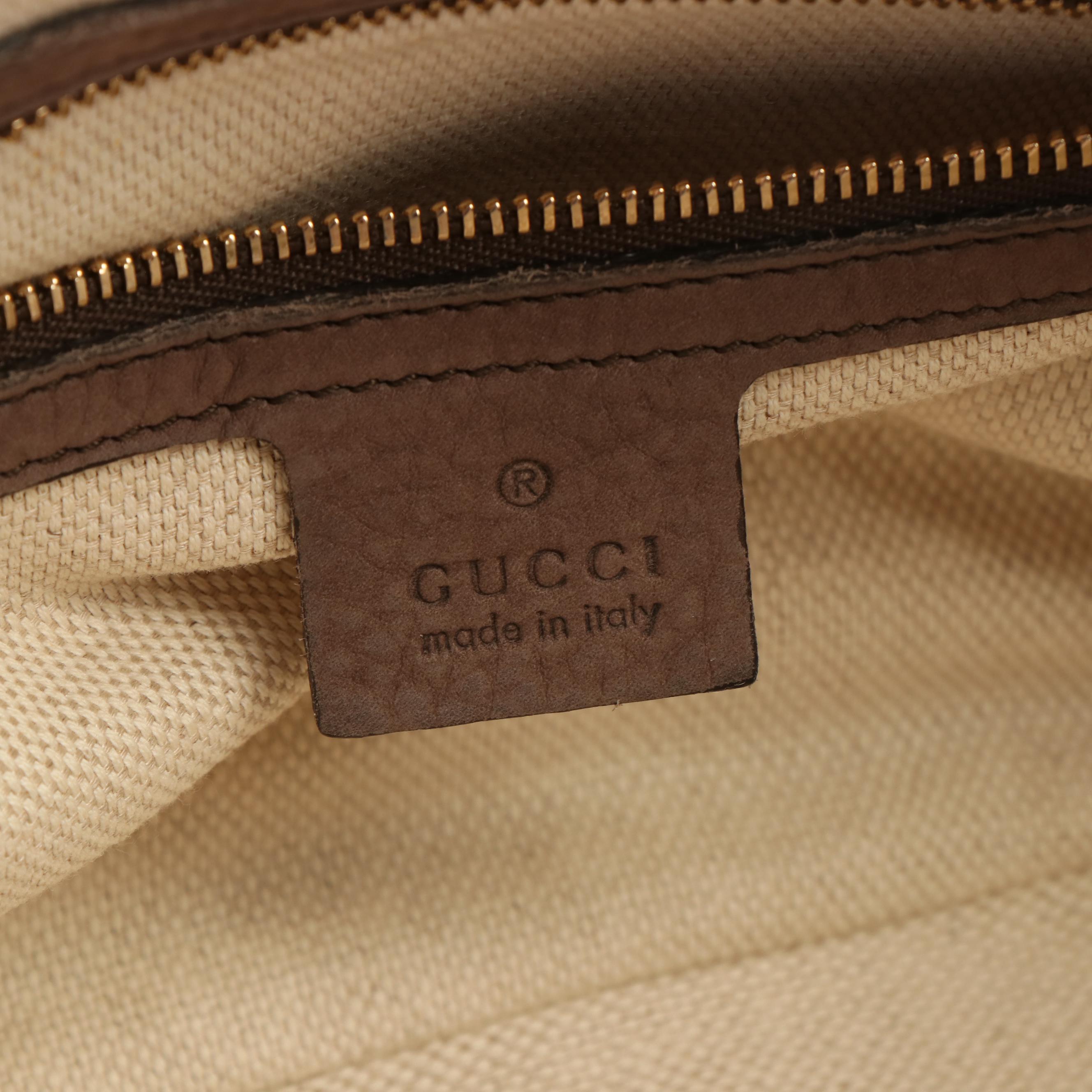 Gucci Soho Chain Zip Shoulder Bag in Nubuck Leather
