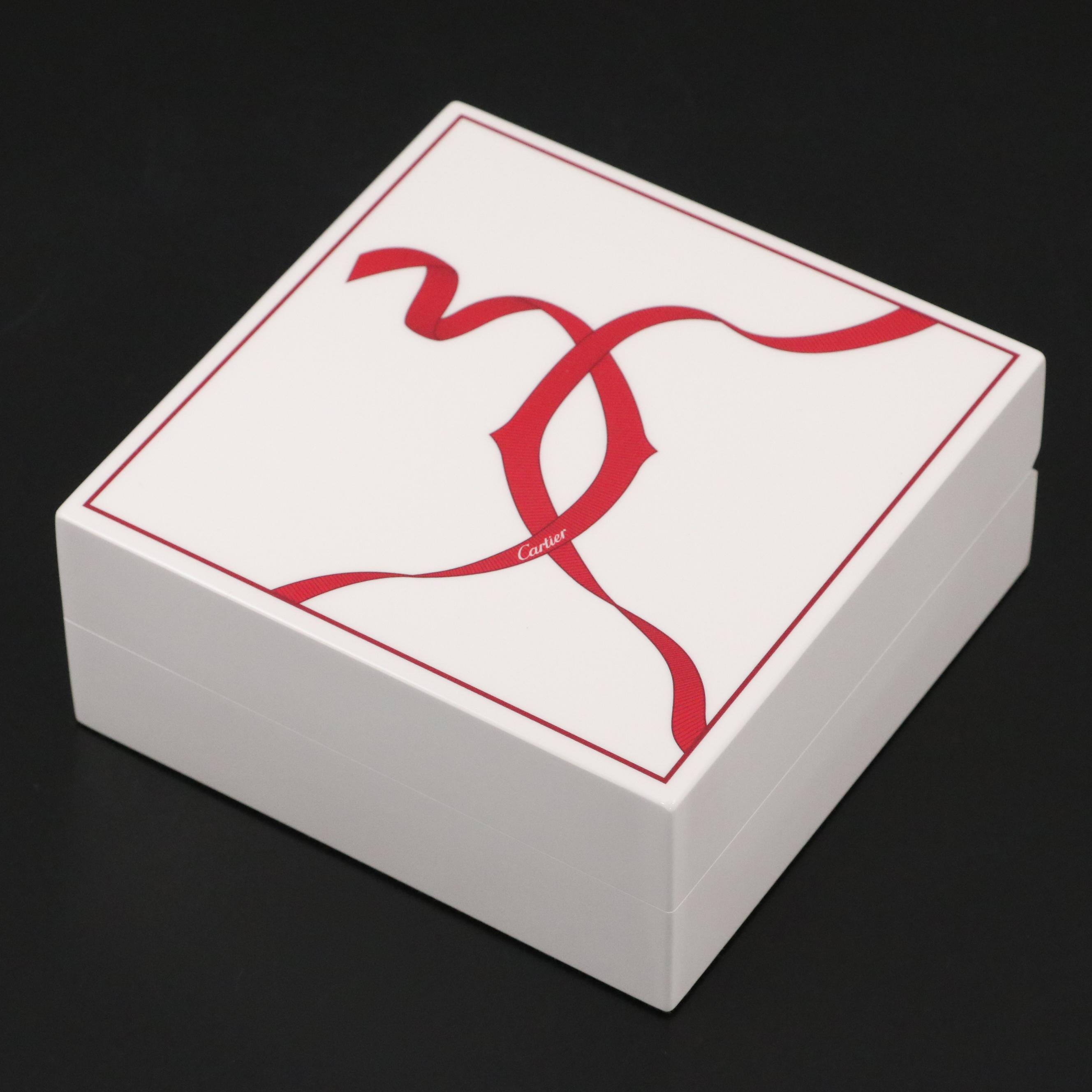 Cartier "Entrelacés de Cartier" White Lacquered Wood Small Jewelry Box