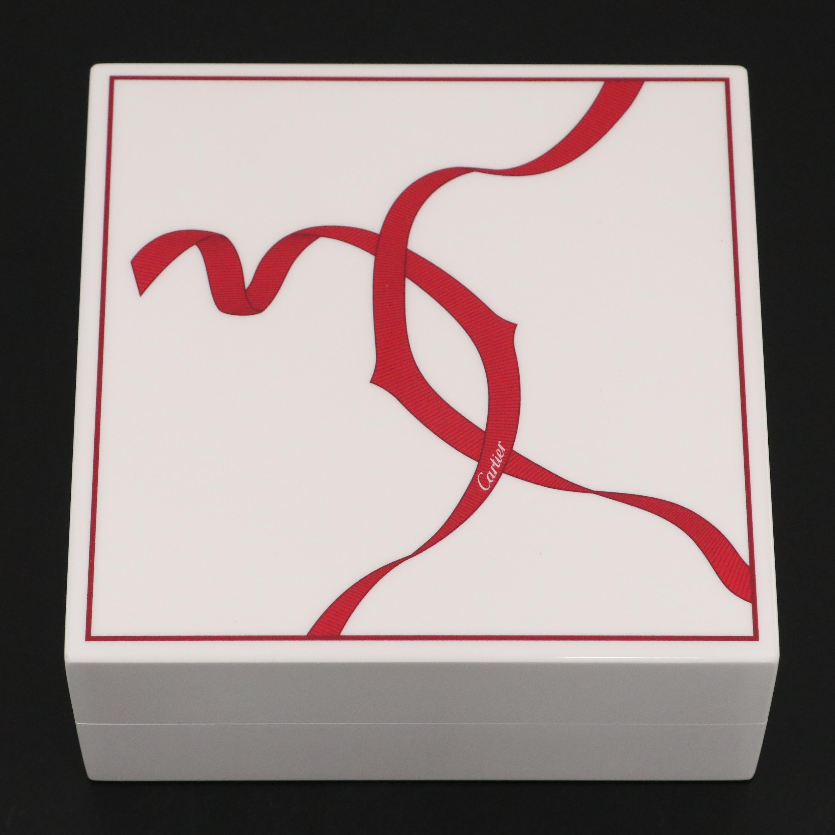 Cartier "Entrelacés de Cartier" White Lacquered Wood Small Jewelry Box