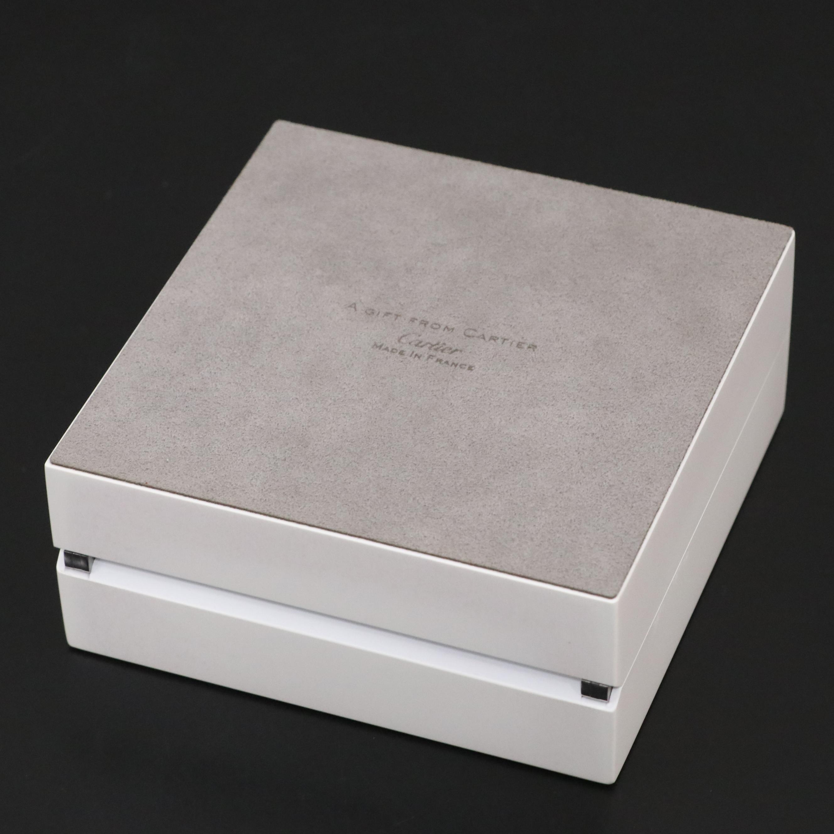 Cartier "Entrelacés de Cartier" White Lacquered Wood Small Jewelry Box