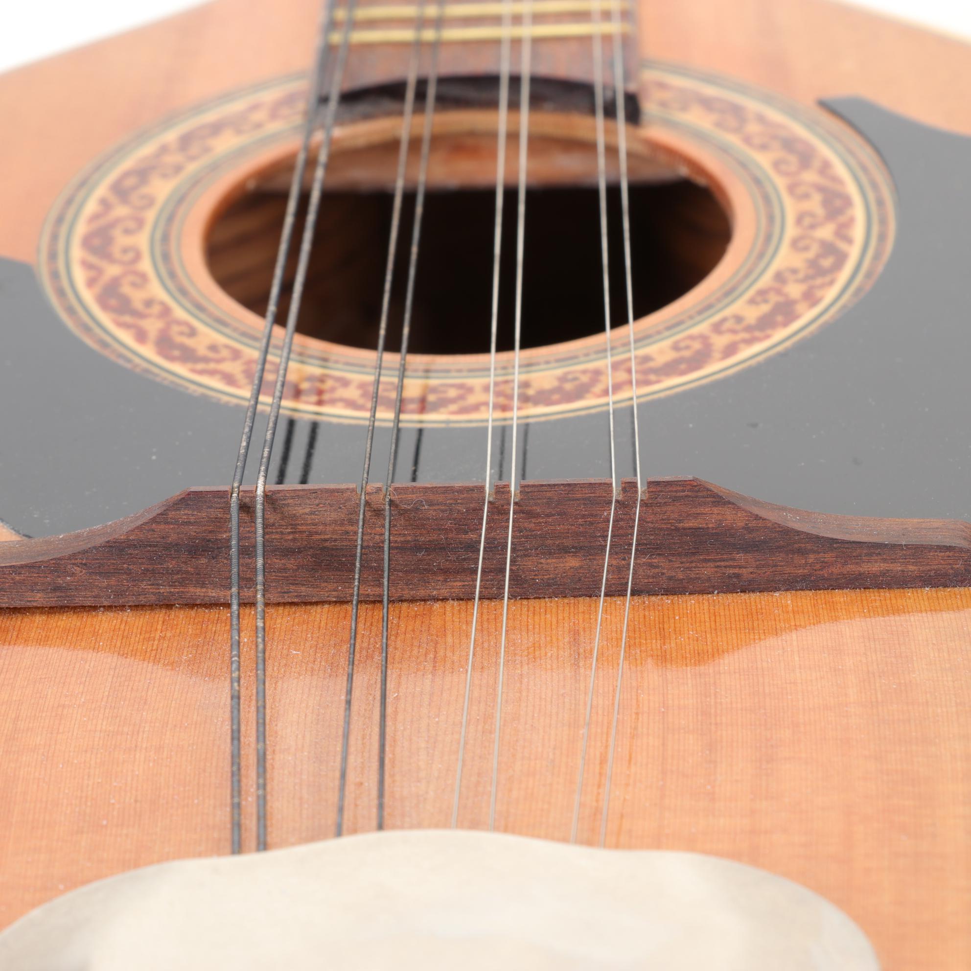 Two-Toned Wooden Paracho Standard Eight-String Mandolin with Black Pick Guard