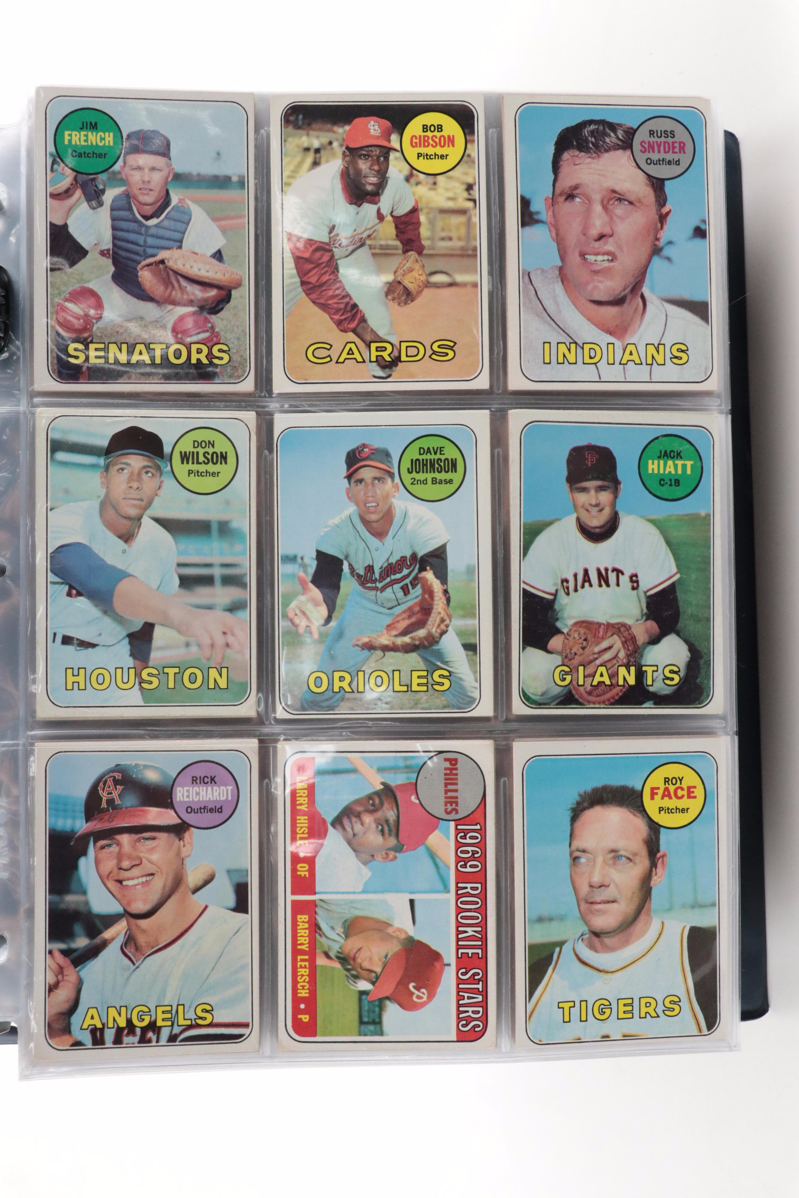 1969 Topps Near Complete Baseball Card Set Featuring Bob Gibson and More