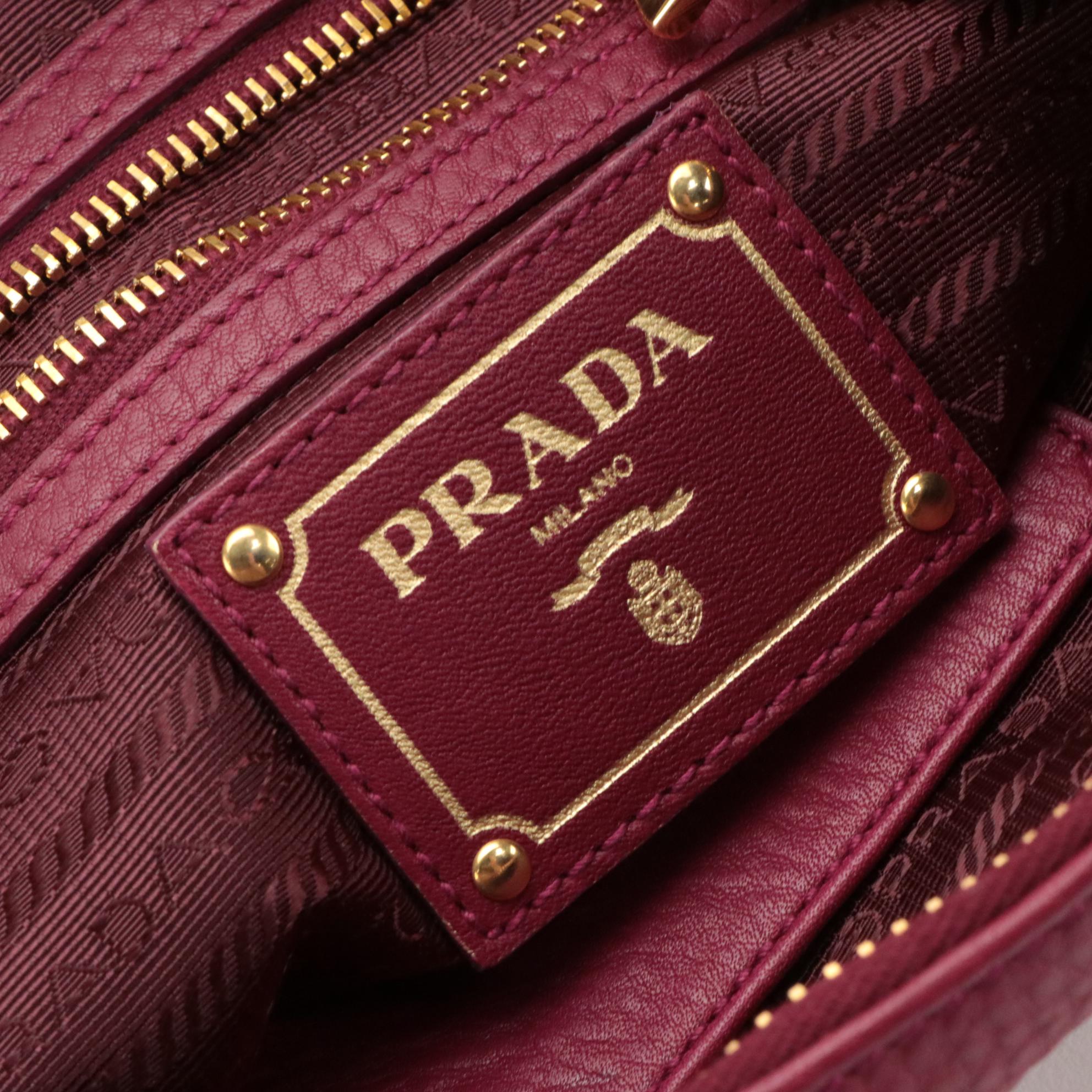 Prada Shoulder Hobo Bag in Vitello Daino Leather