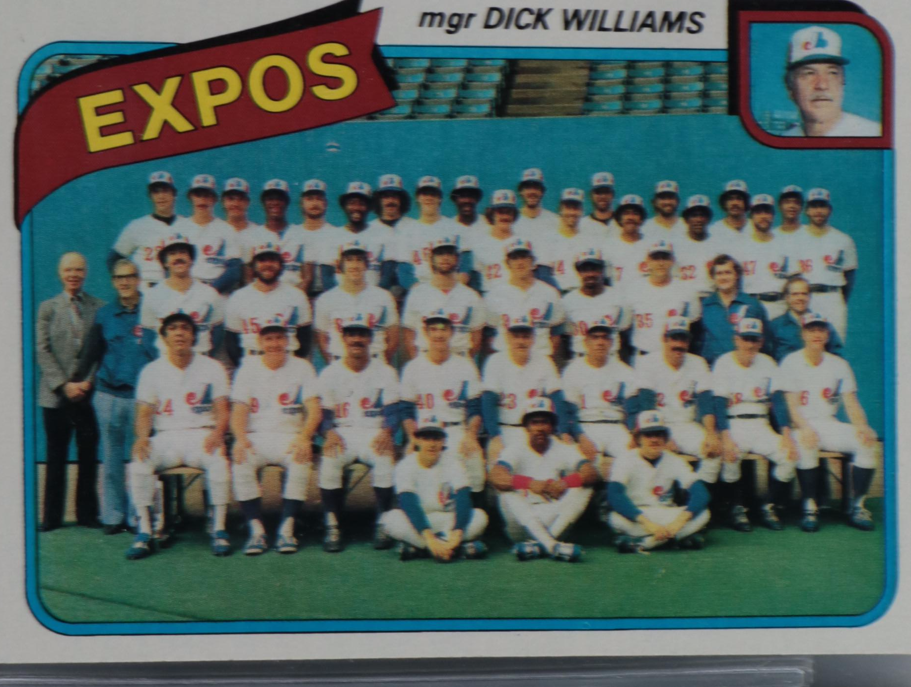 1980 Topps Baseball Card Set Featuring Rickey Henderson Rookie Card and More