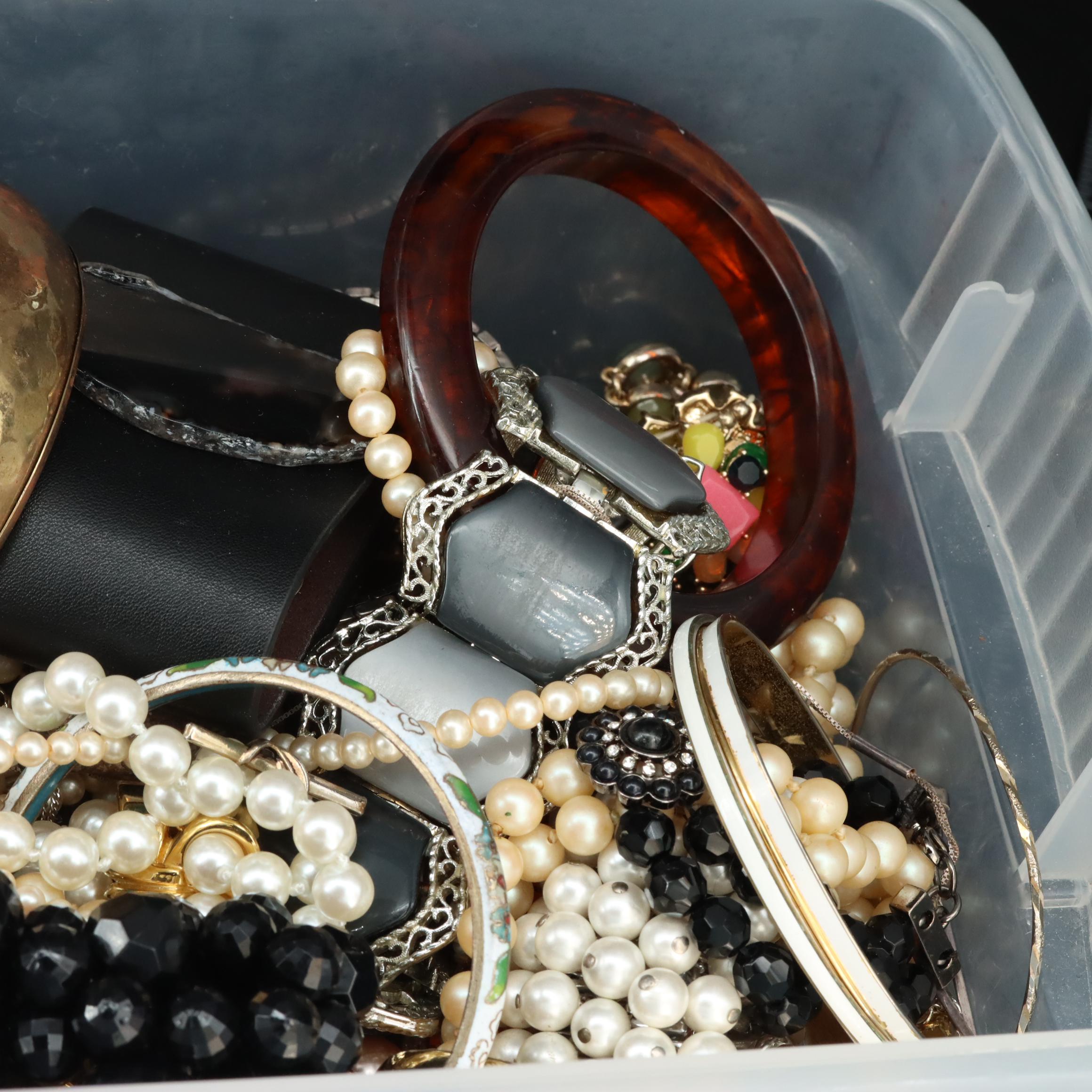 Uncommon Discoveries: Jewelry Collection