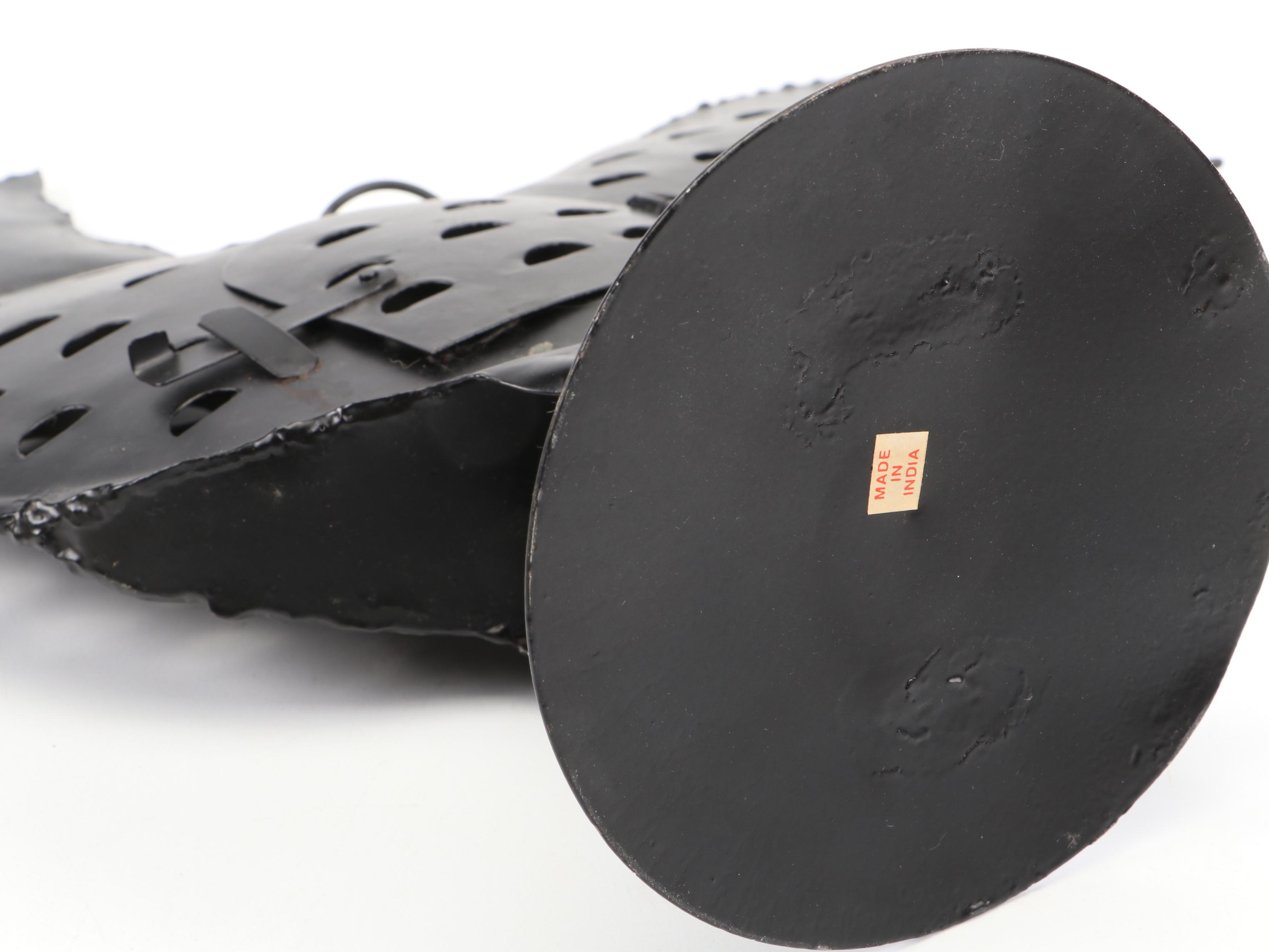 Farmhouse Style Rooster-Themed Kitchen Accessories and Décor