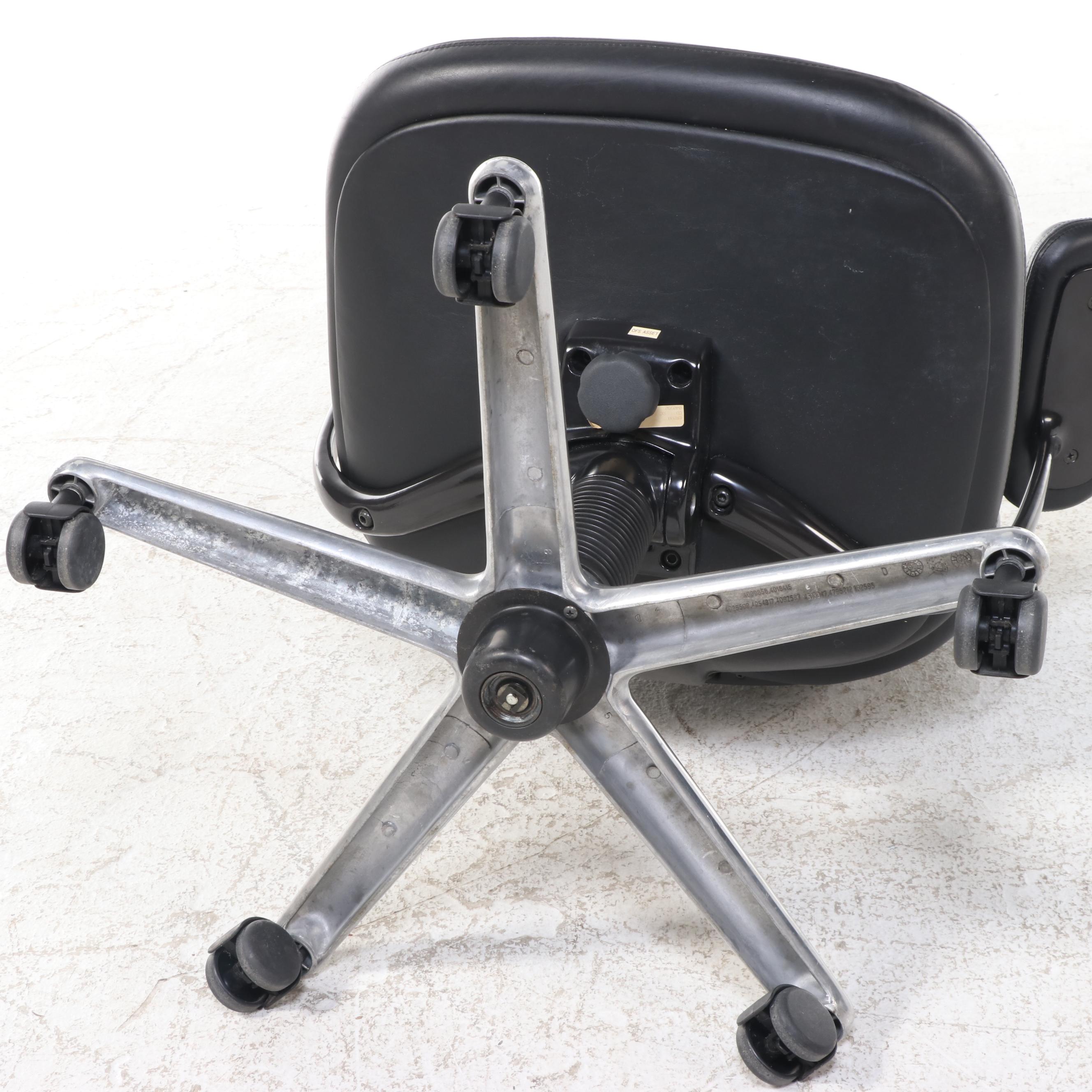 Set of Eight Herman Miller "Ergon" Swivel-tilt Office Chairs