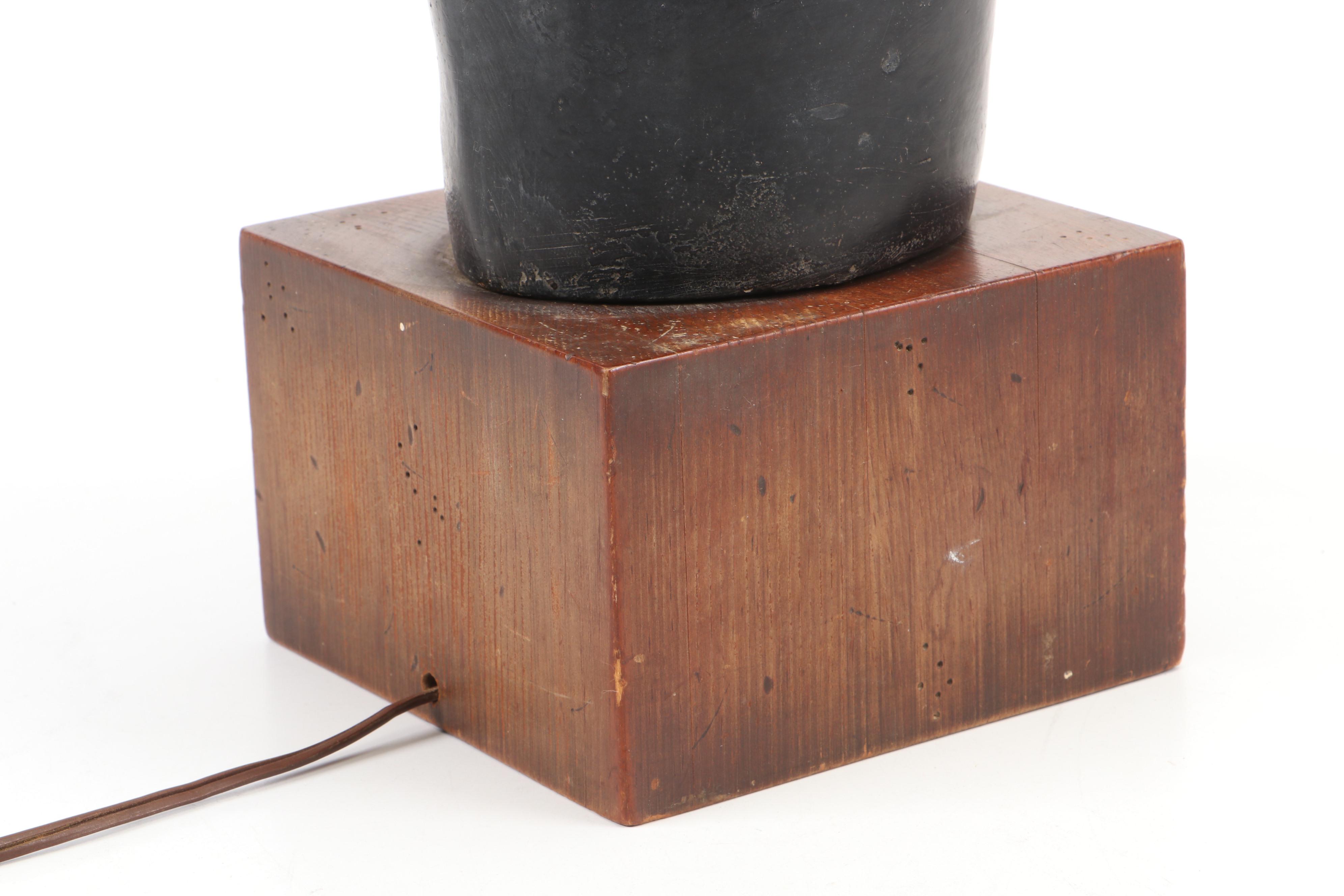 Iron Horse Head Hitching Post Table Lamp with Wooden Base