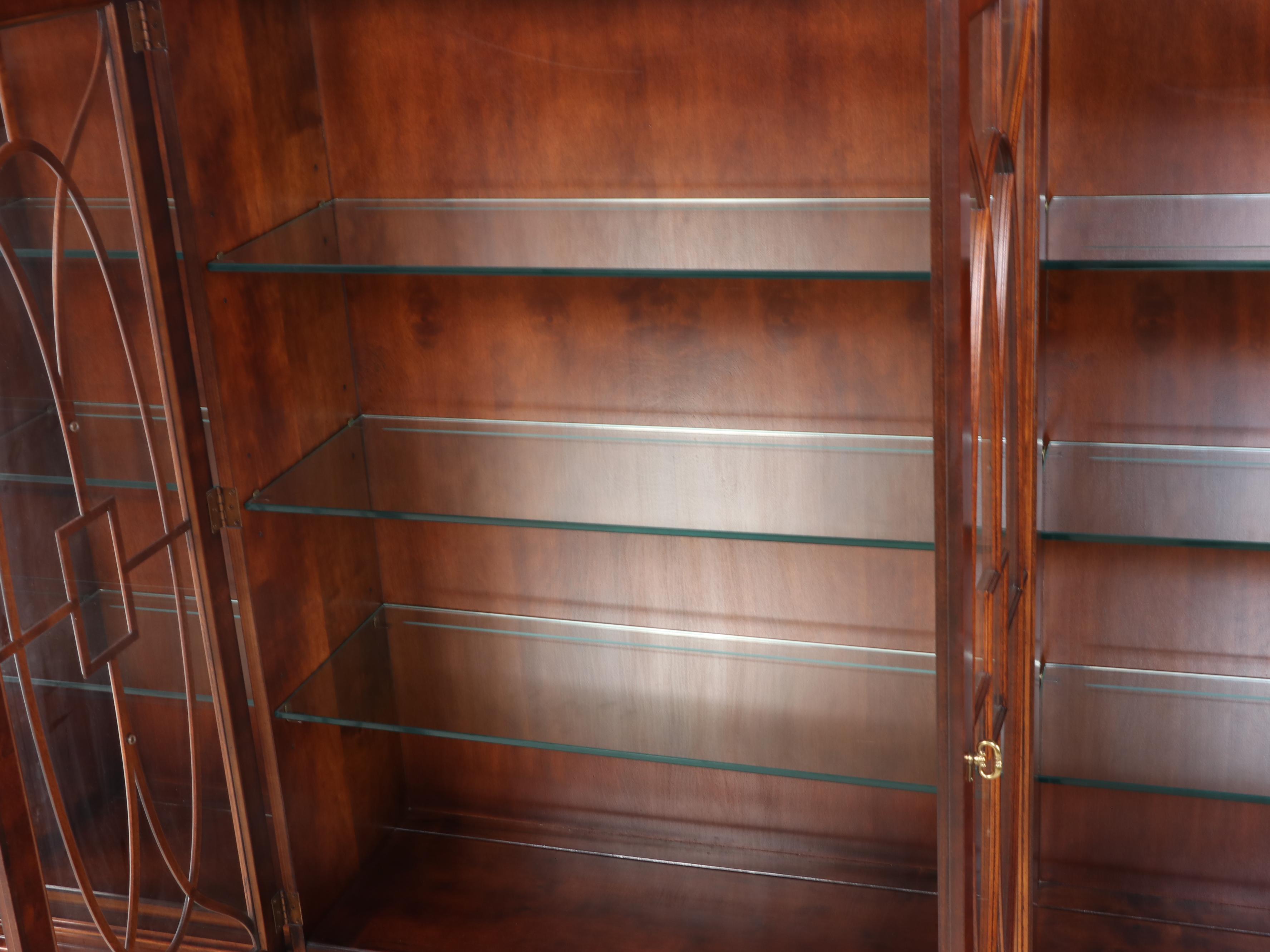 Henredon "Aston Court" Burl Wood and Mahogany Breakfront China Cabinet