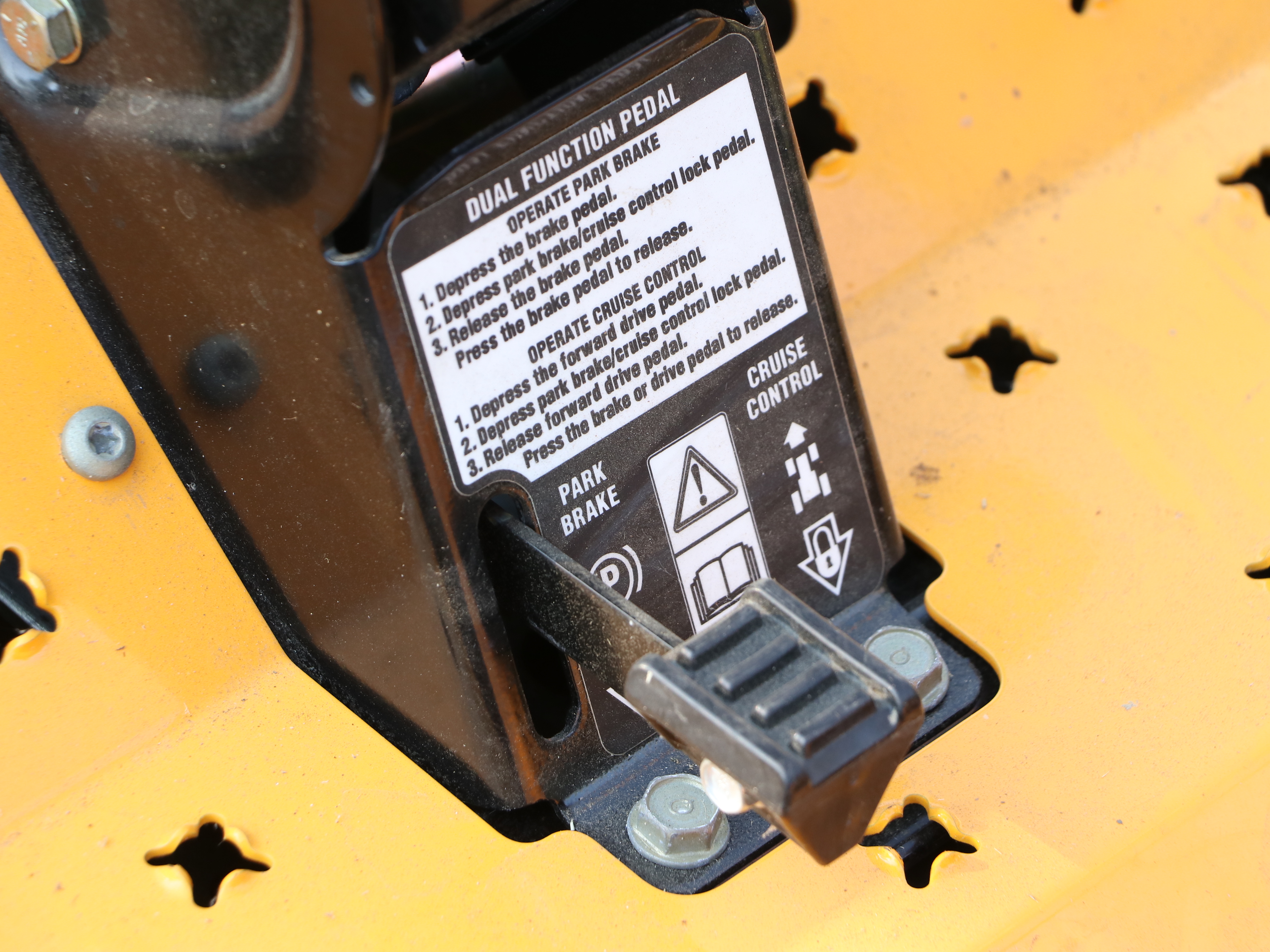 Cub Cadet Z Force S Zero Turn Mower