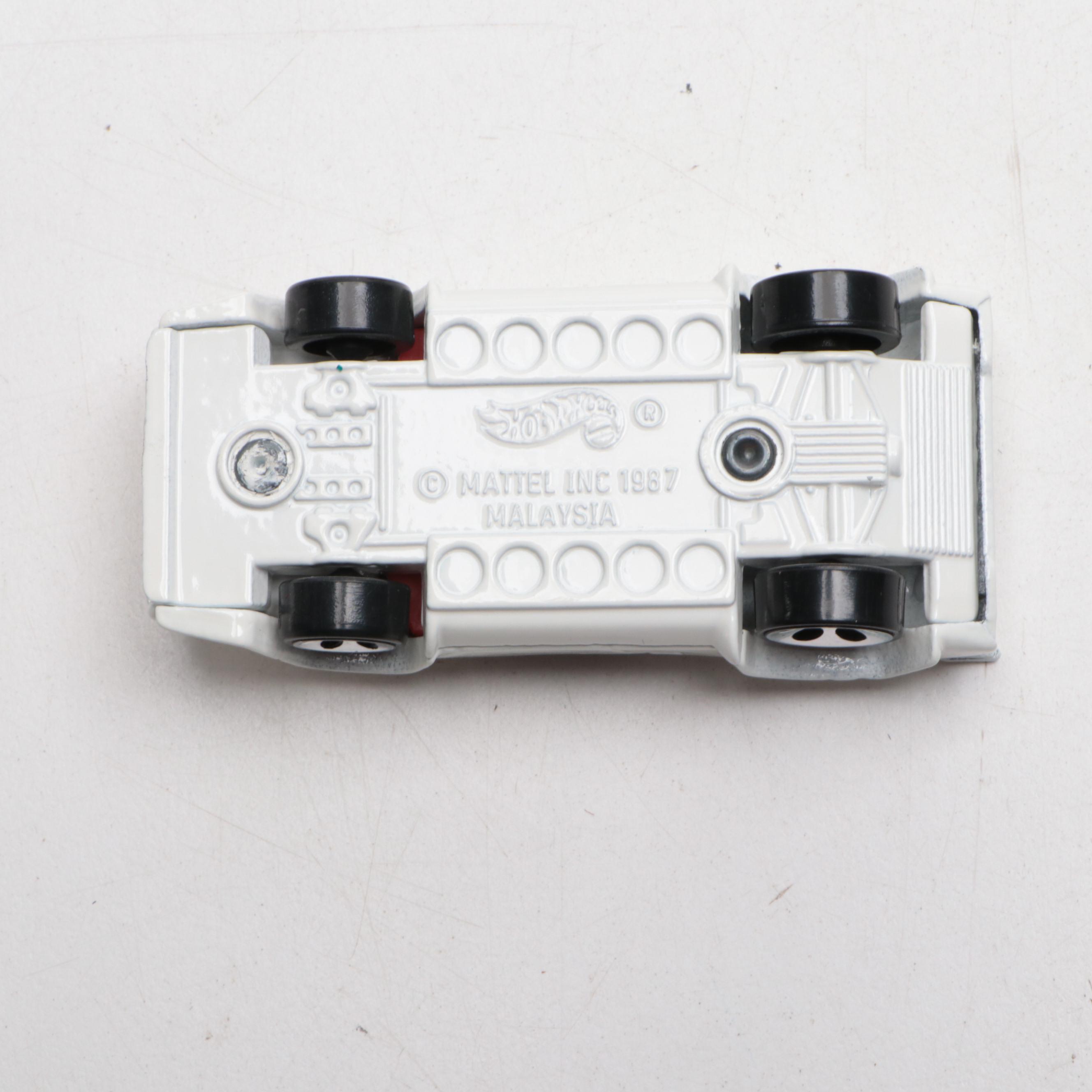 Matchbox and Hot Wheels Diecast Toy Cars with '93 Dodge Intrepid Model Car