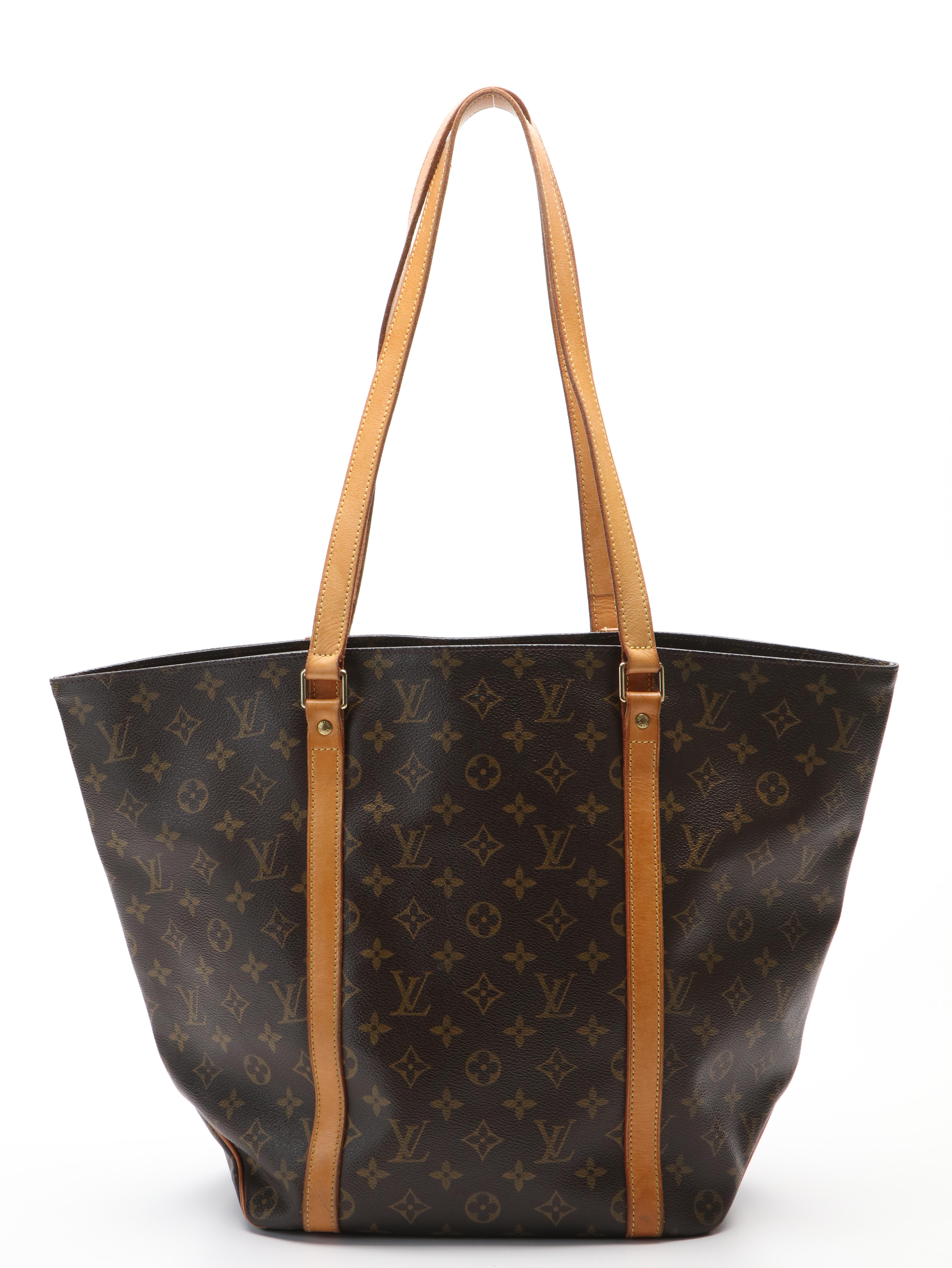 Louis Vuitton GM Sac Shopping Tote in Monogram Canvas