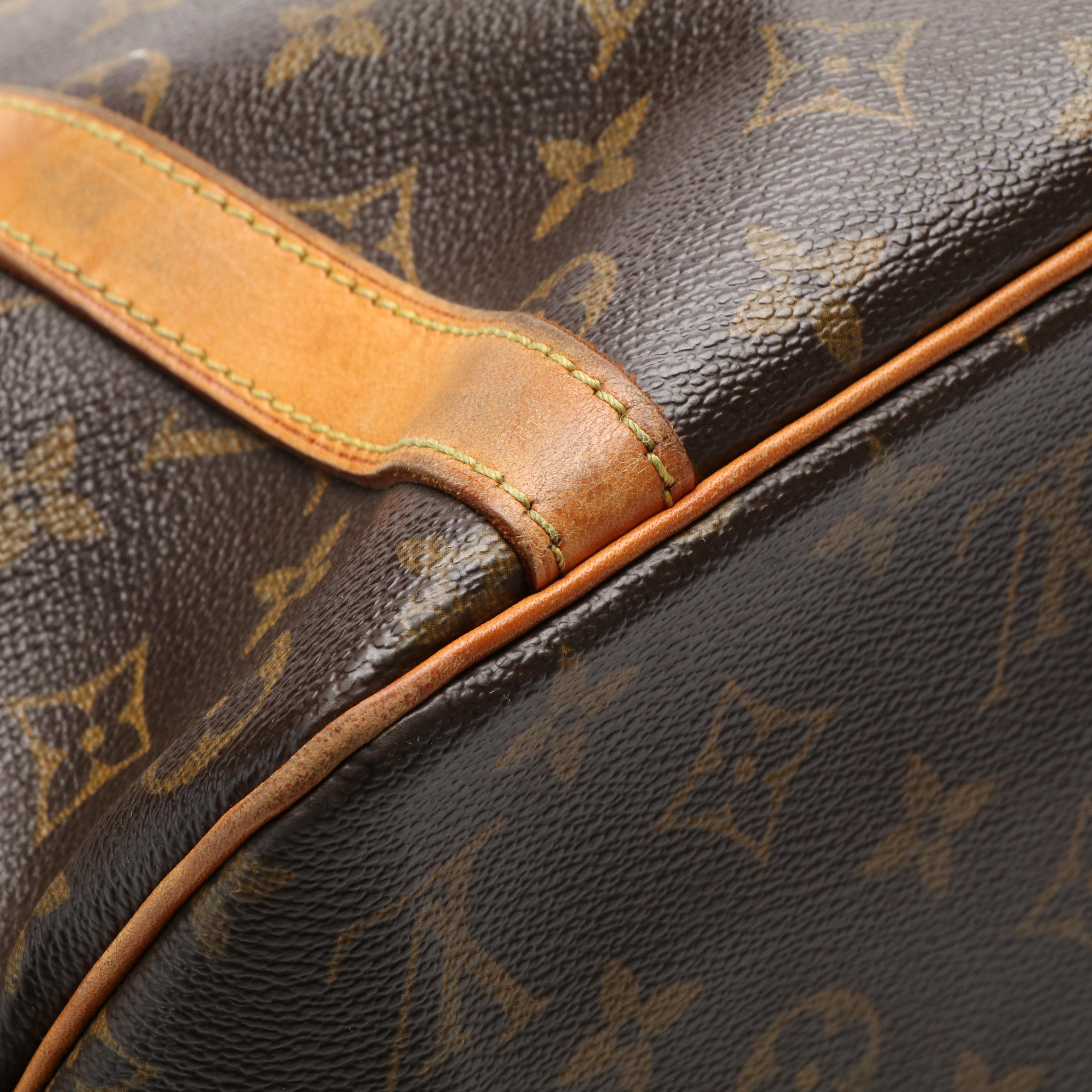 Louis Vuitton GM Sac Shopping Tote in Monogram Canvas