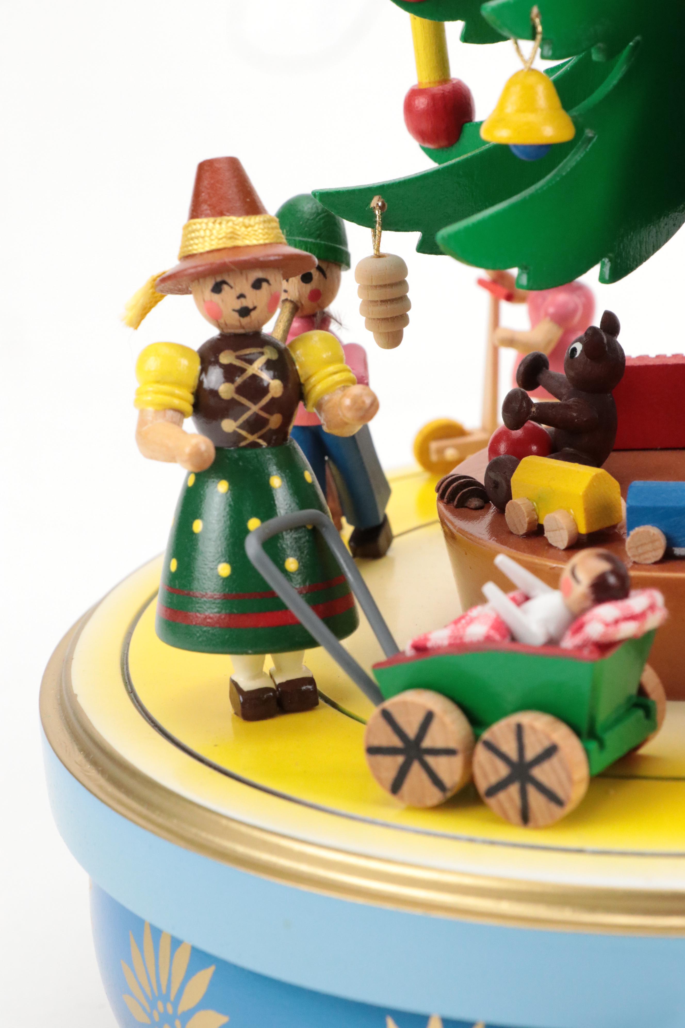 Steinbach Musical Wind-Up Christmas Tree