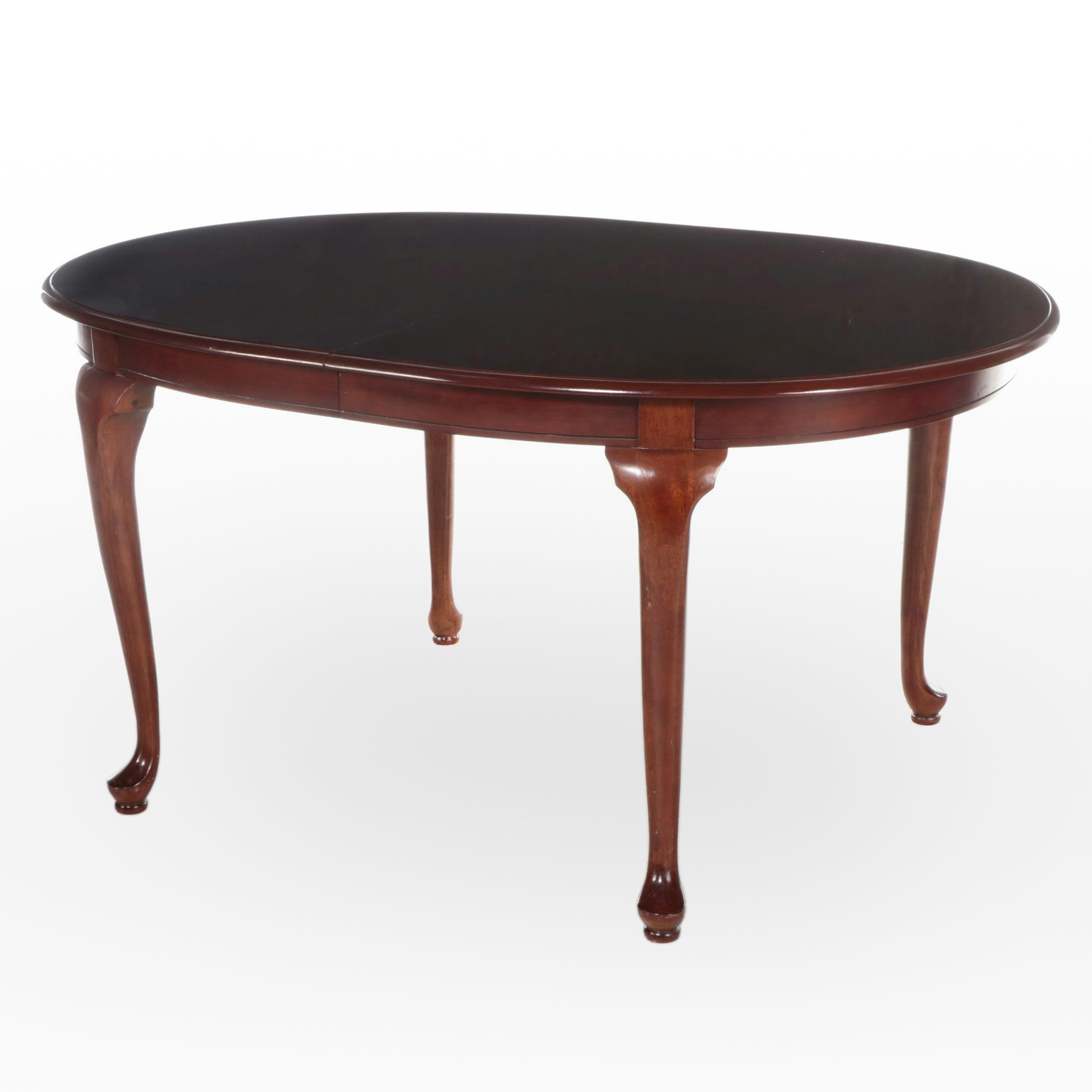 Universal Furniture Queen Anne Style Cherrywood Extending Dining Table