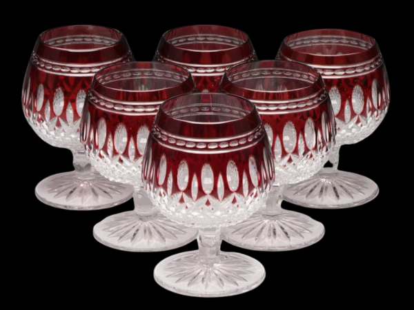 The Classics: Traditional Art, Furniture, Jewelry & Décor