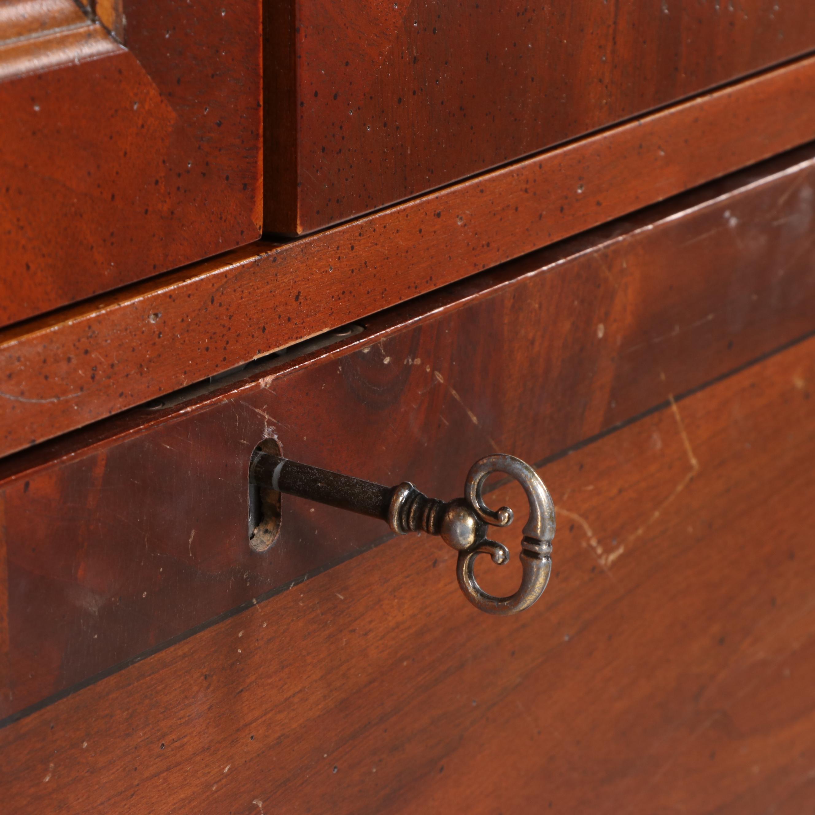Hekman Furniture Mahogany Cabinet Bookcase and Media Cabinet