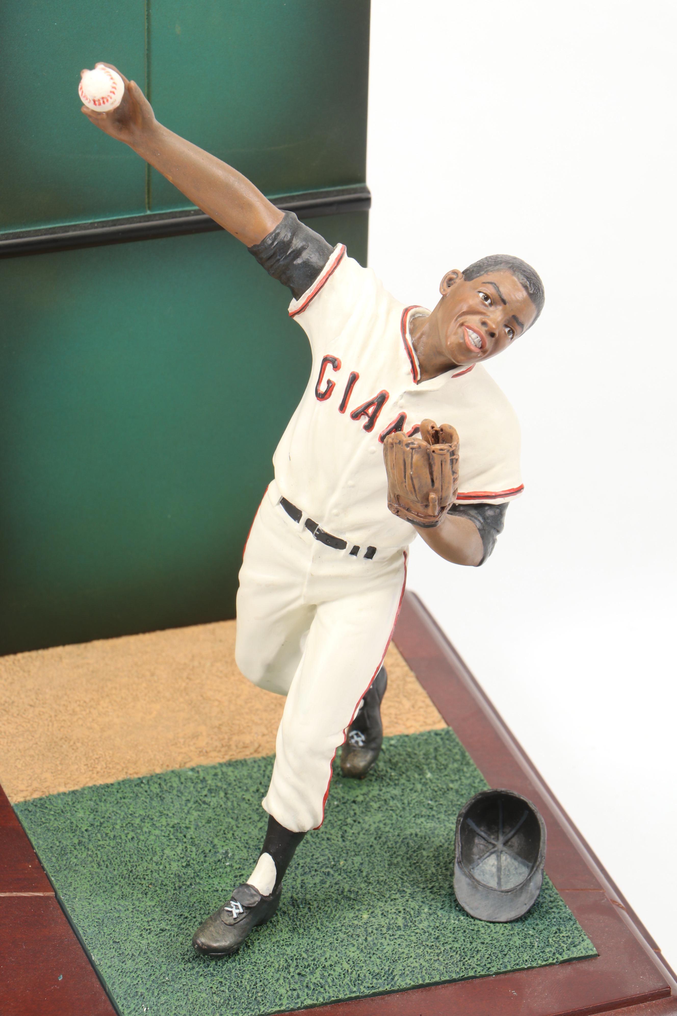 The Danbury Mint Willie Mays "The Catch" Figurine Baseball Display
