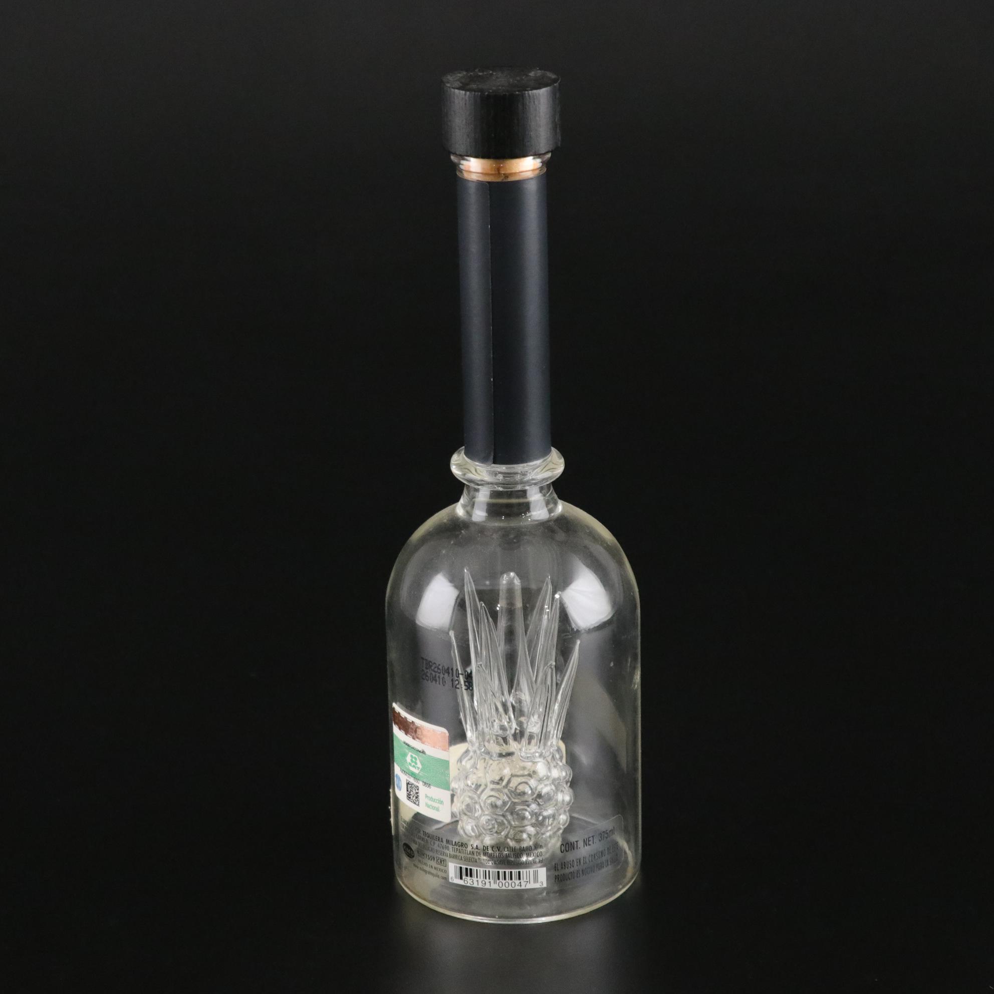 Milagro Blown Glass Tequila Bottle with Cordial Glasses
