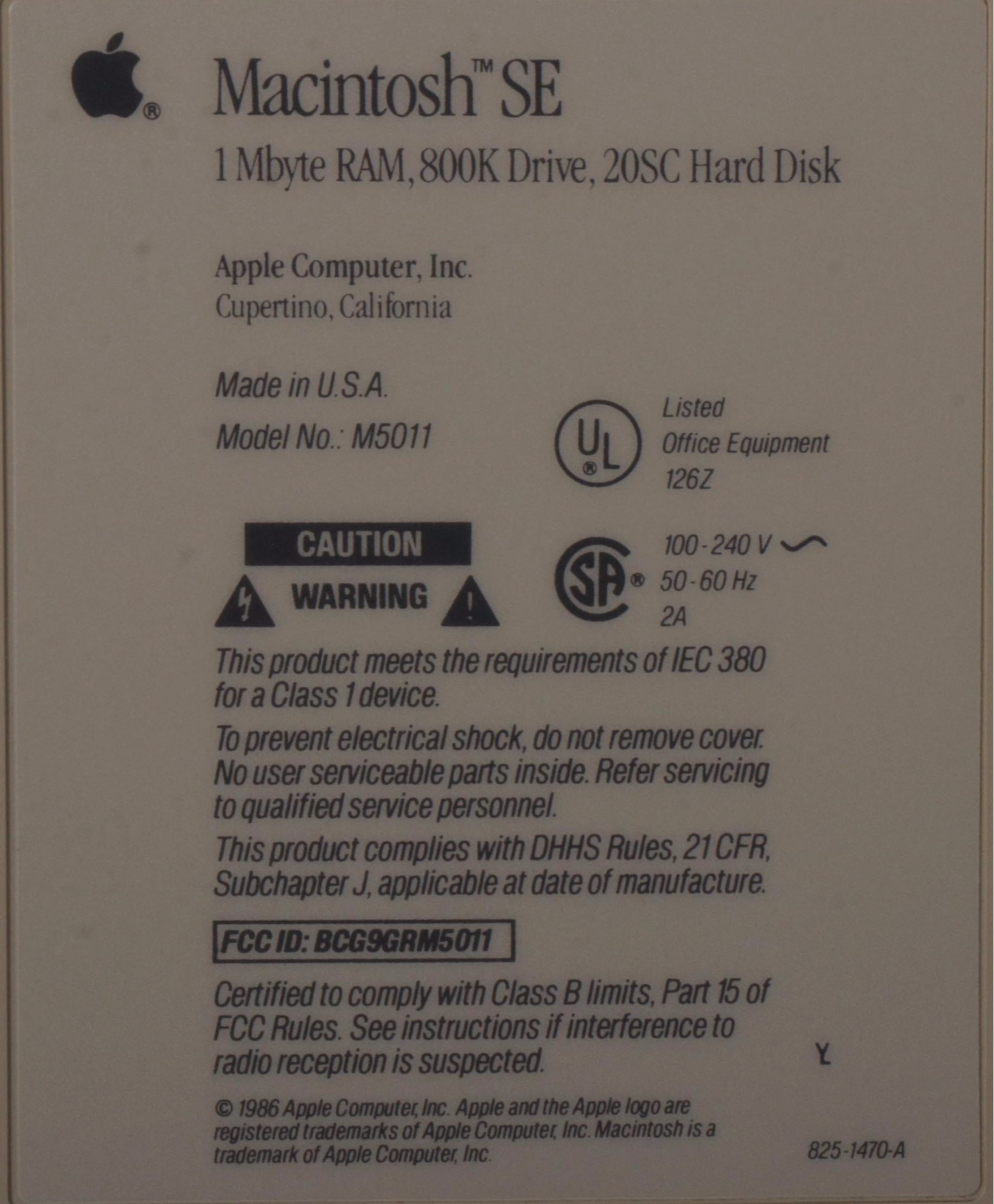 Apple Macintosh SE Model M5011 Personal Computer & Keyboard, 1986