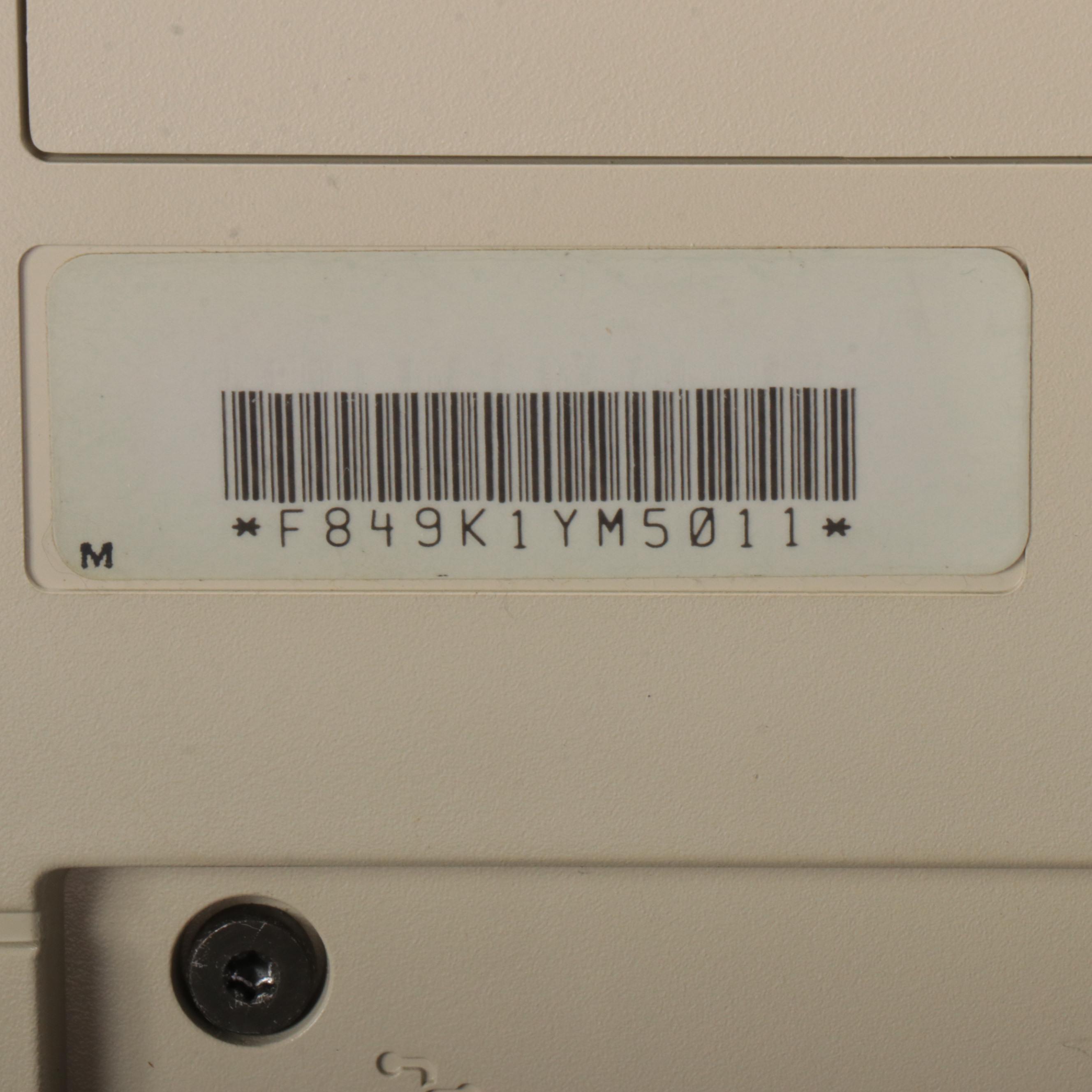 Apple Macintosh SE Model M5011 Personal Computer & Keyboard, 1986