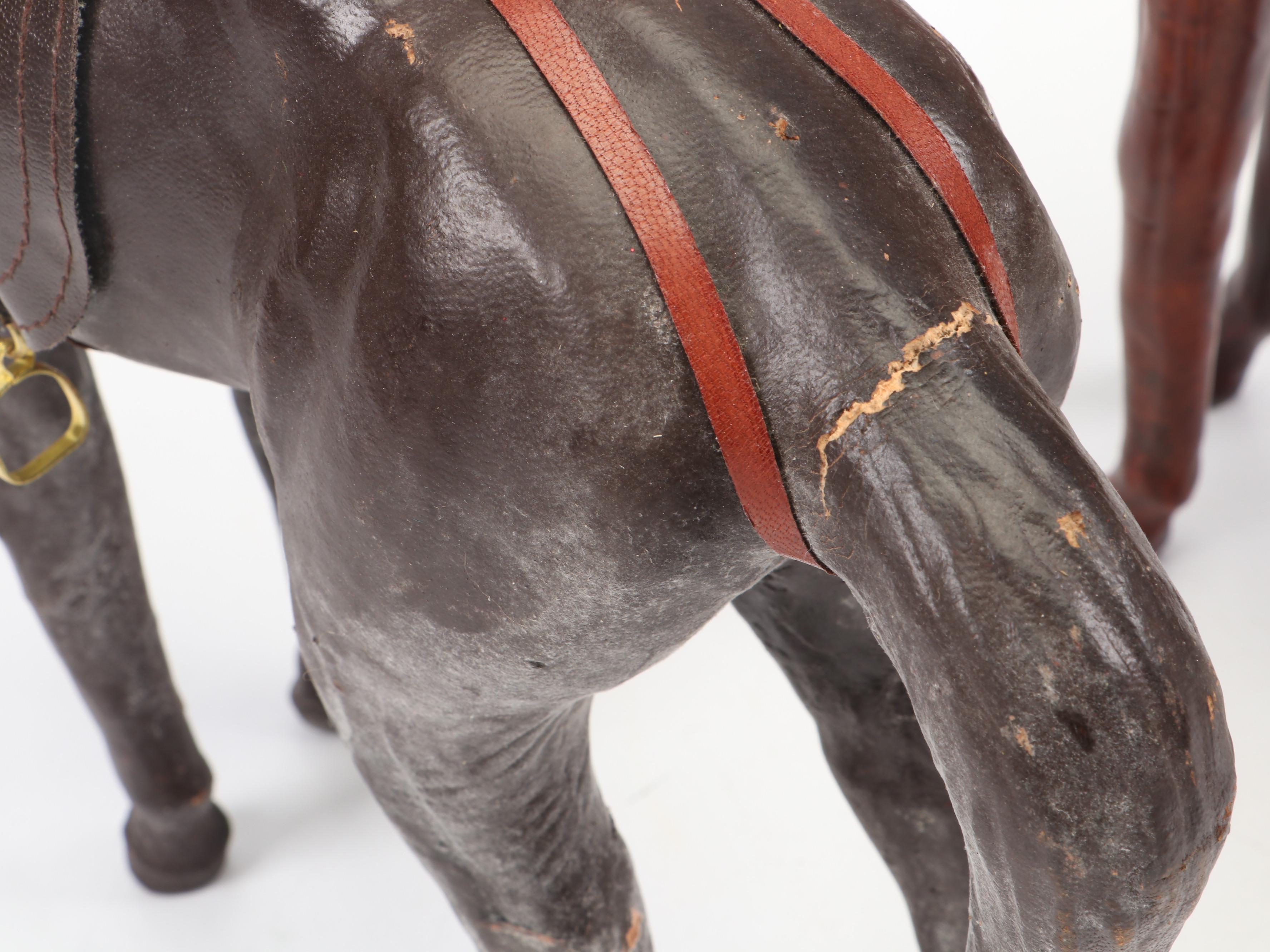 Byers' Choice "The Carolers" Figurines w/ Model Coach and Leather-Wrapped Horses