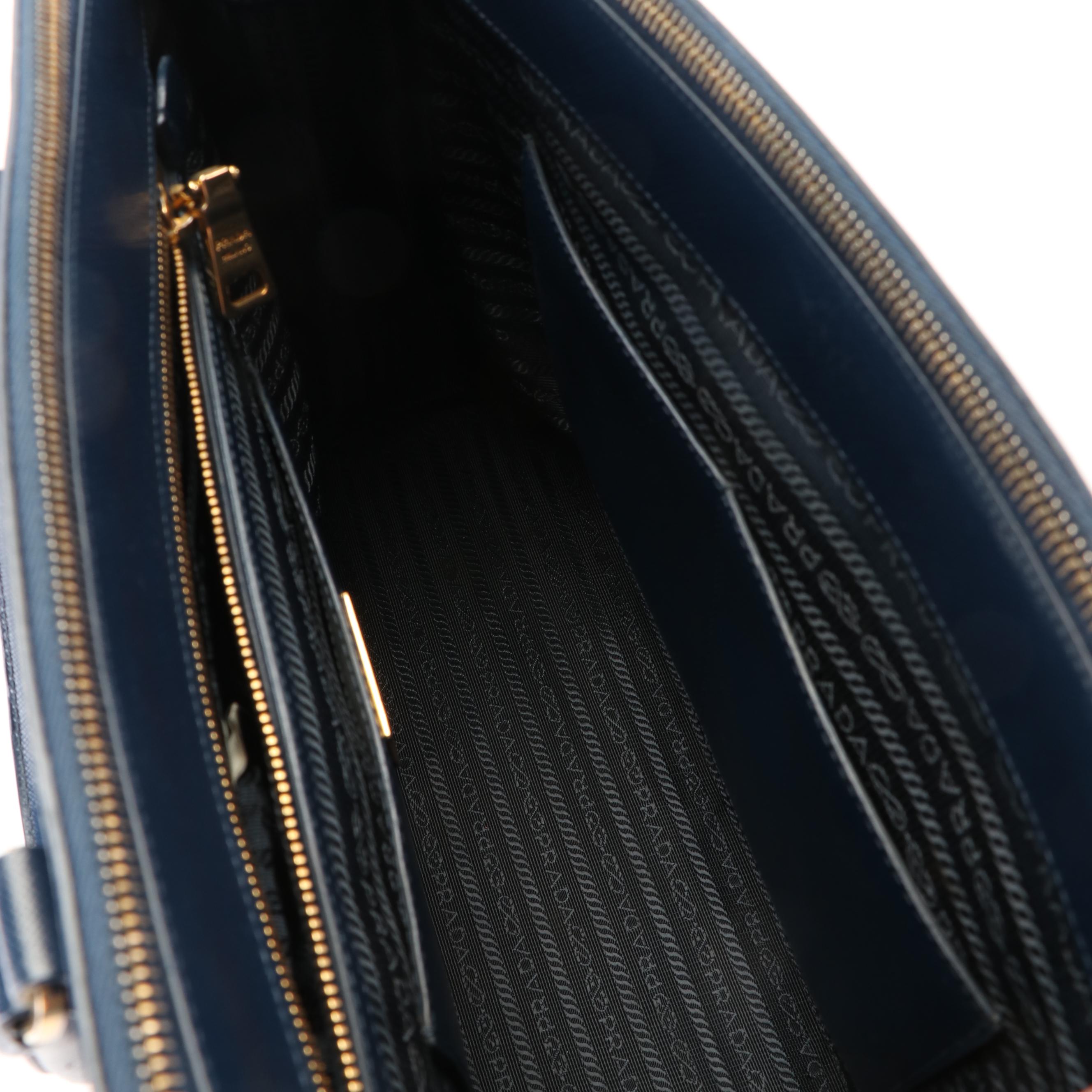 Prada Medium Galleria Double Zip Tote Bag in Blue Saffiano Lux Leather