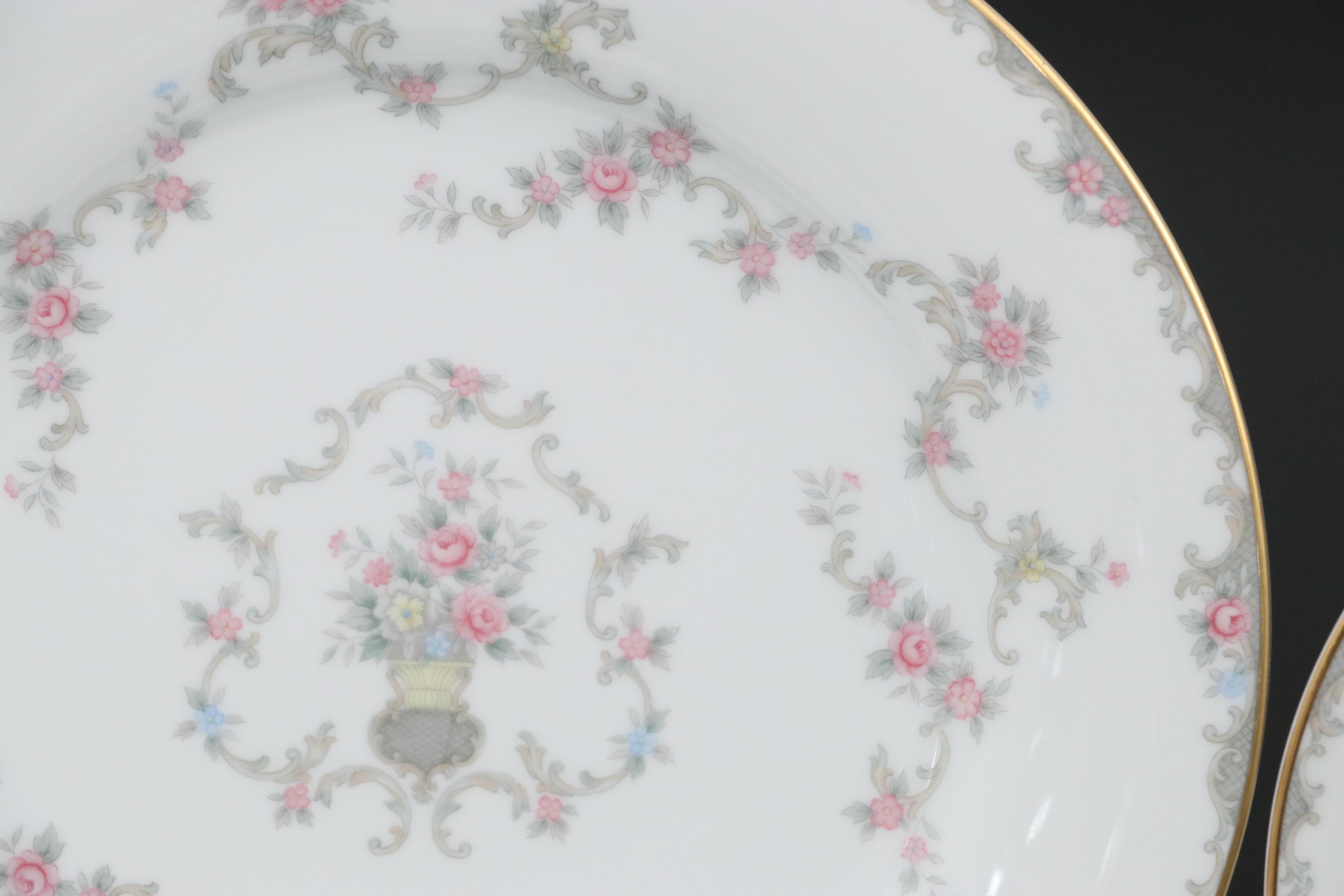 Noritake "Windsor" Porcelain Dinnerware Service