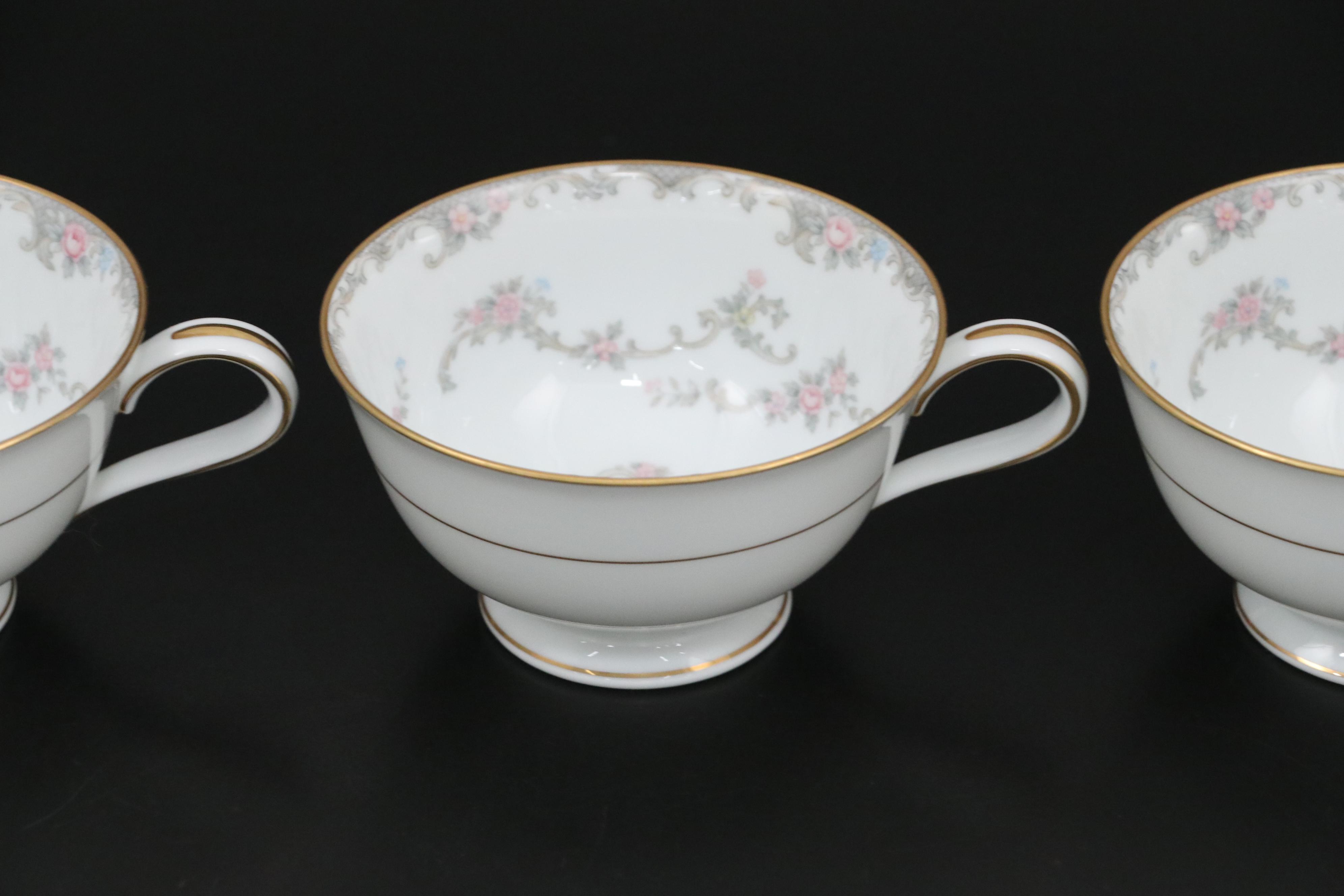 Noritake "Windsor" Porcelain Dinnerware Service