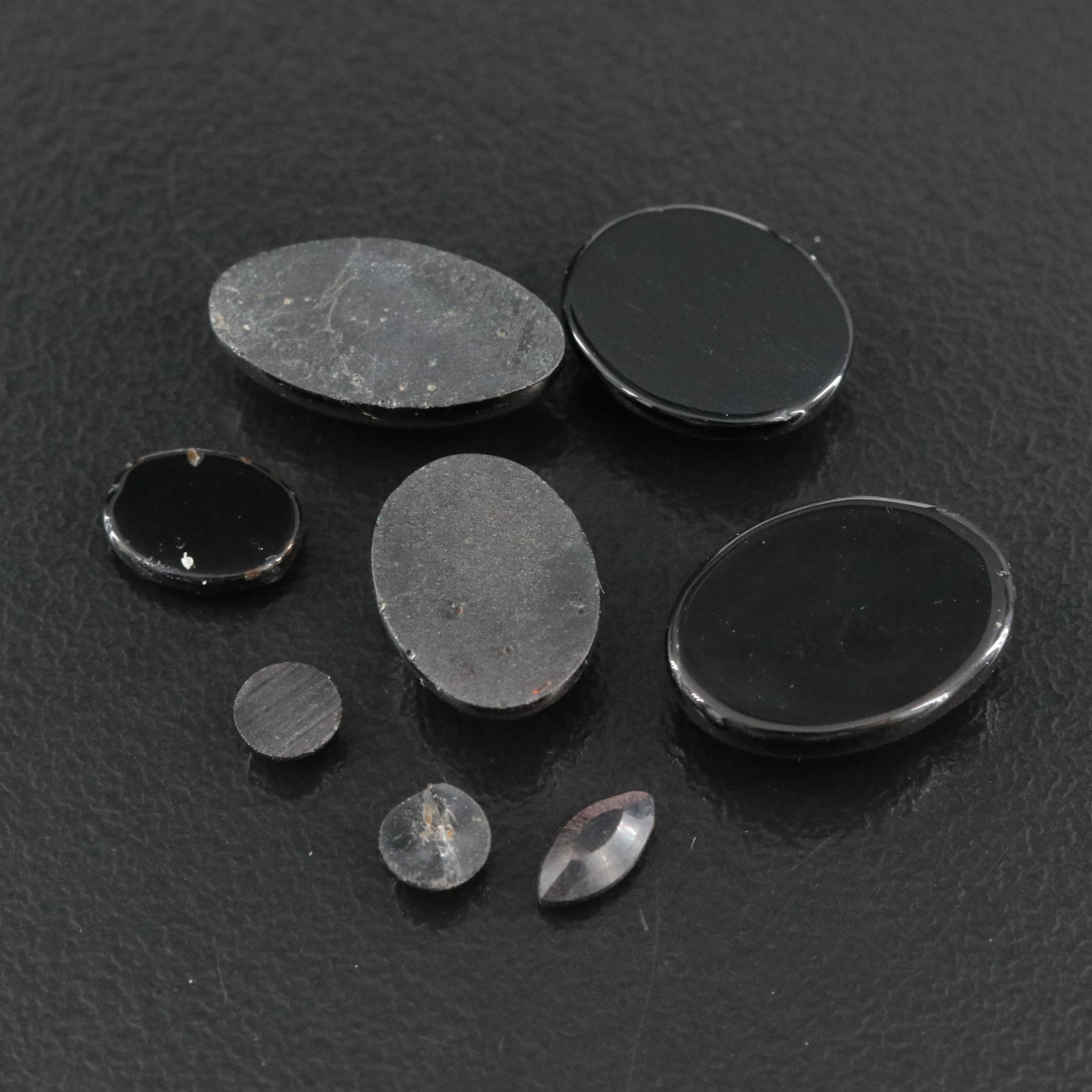 Loose Black Onyxes