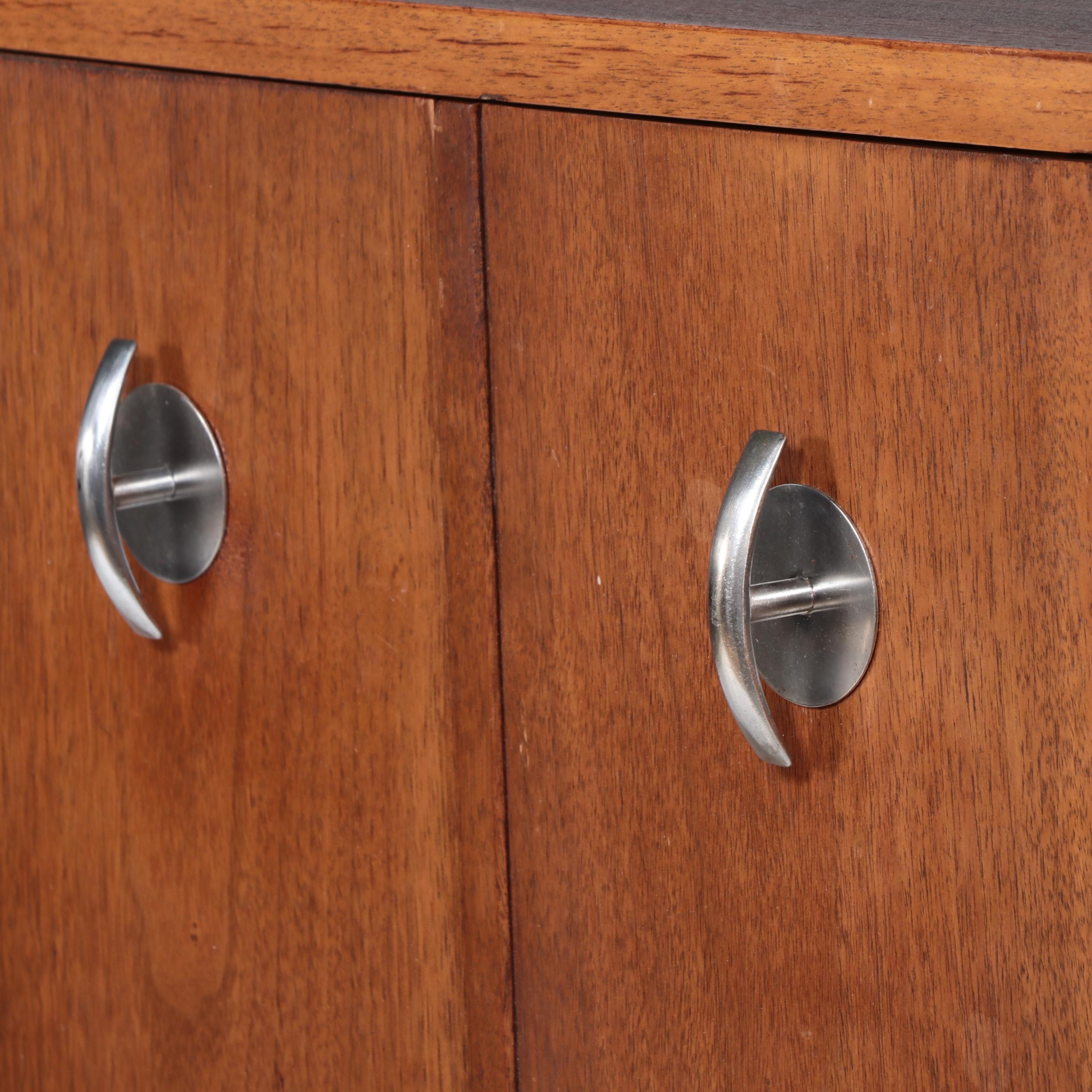 American of Martinsville Mid Century Modern Walnut Five-Drawer Chest