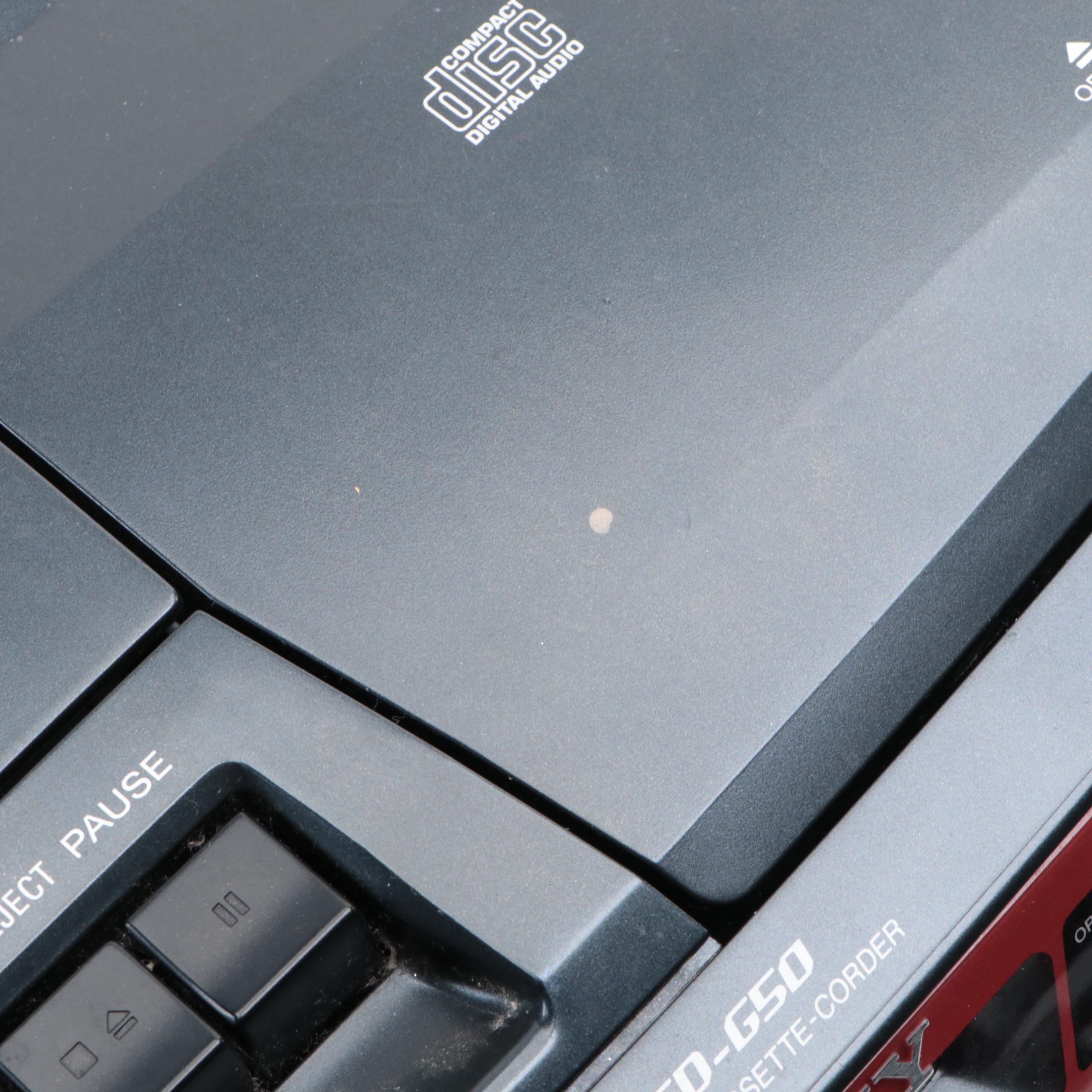 Sony Model CFD-G50 Portable Cassette/CD Player Boombox