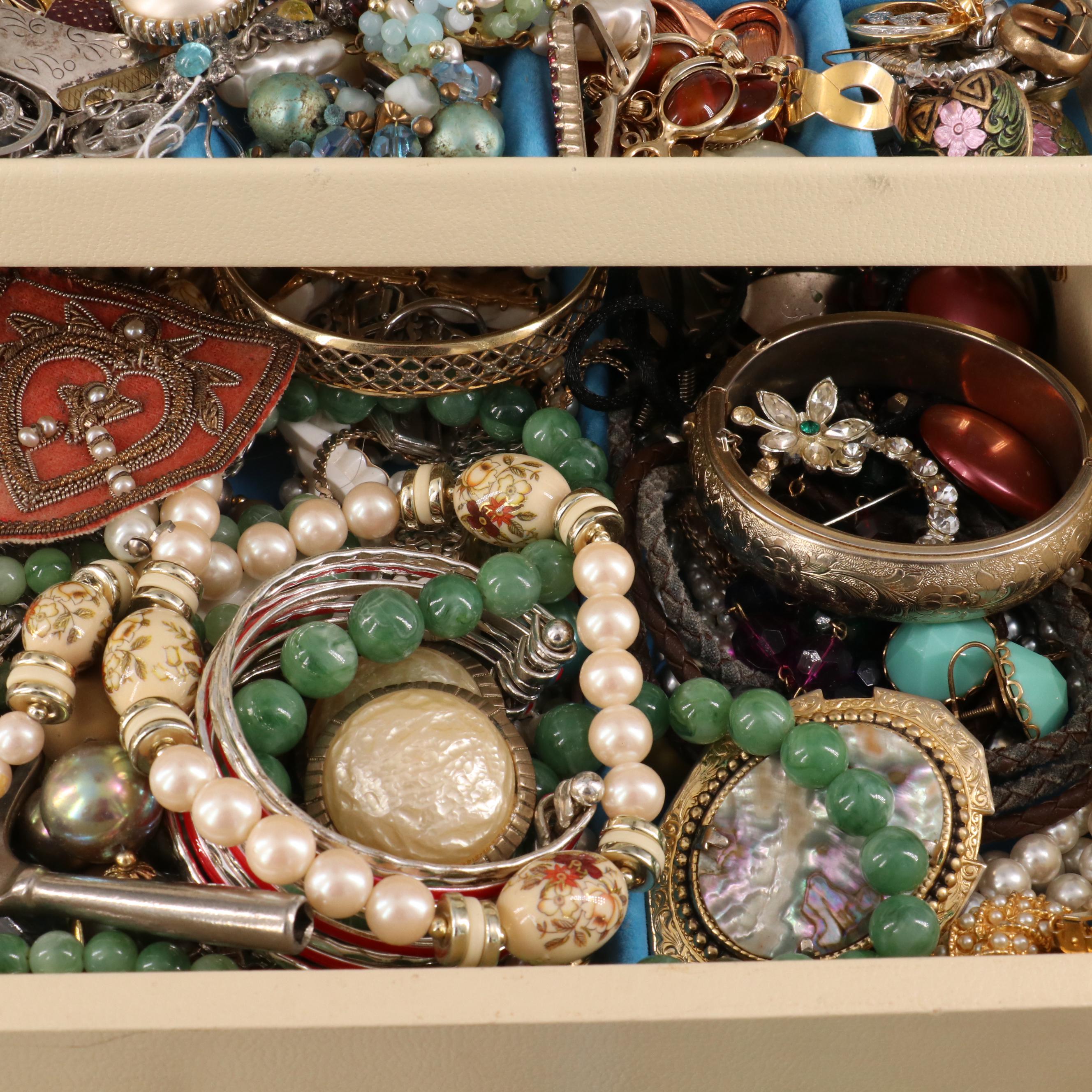 Uncommon Discoveries: Jewelry Collection