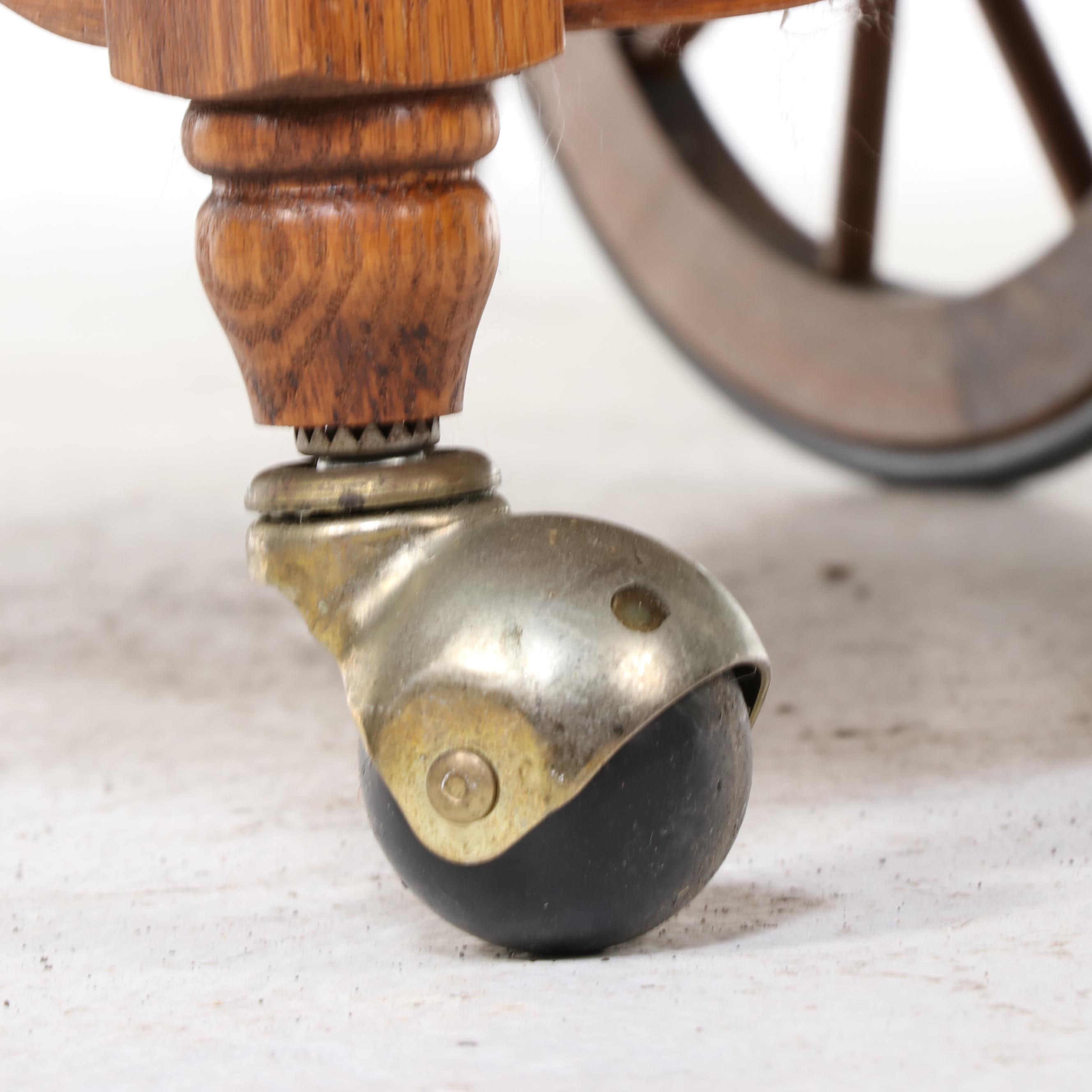 Mohawk Furniture Oak Drop-Leaf Tea Cart, Late 20th Century