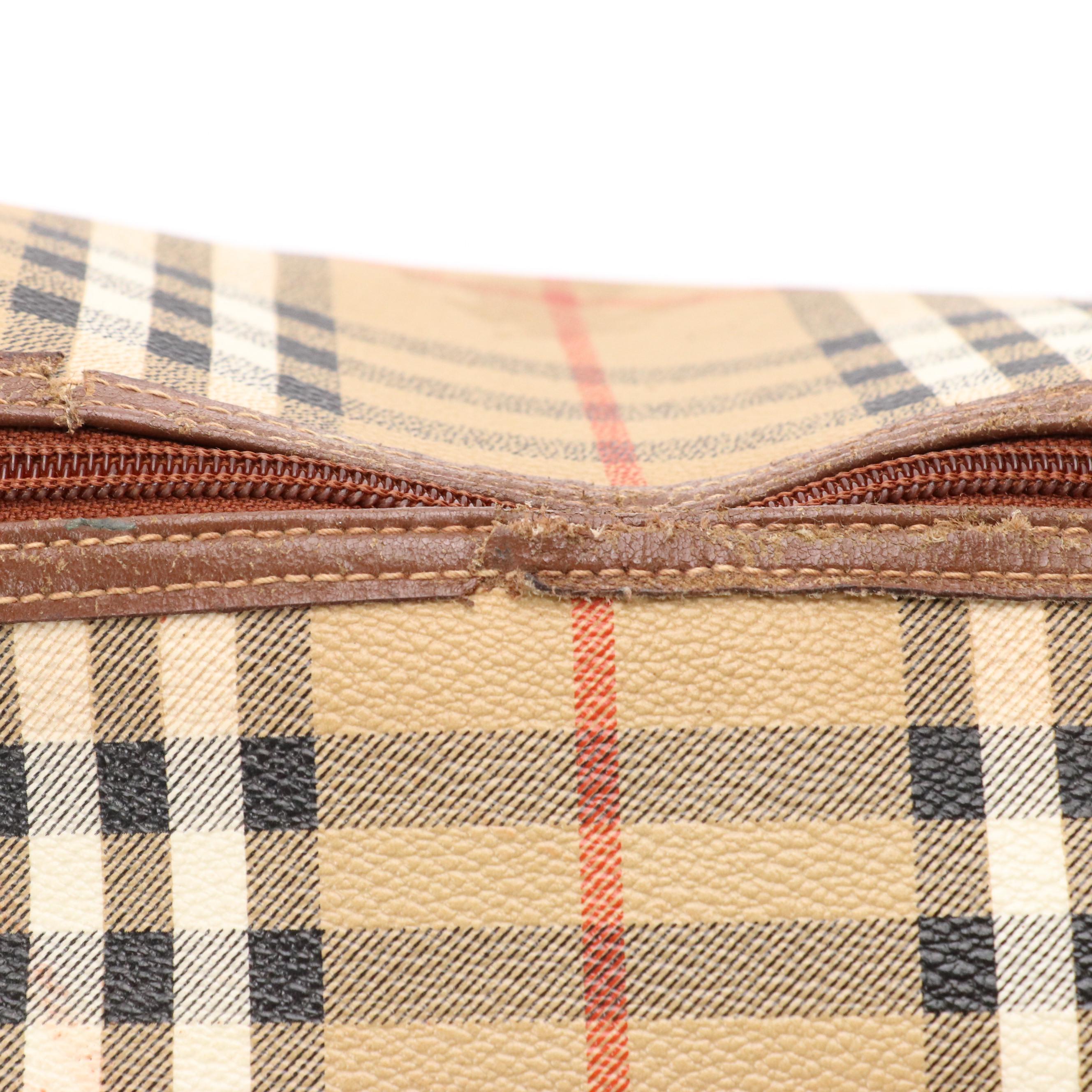 Burberrys Duffel Bag in Haymarket Check Canvas and Brown Leather
