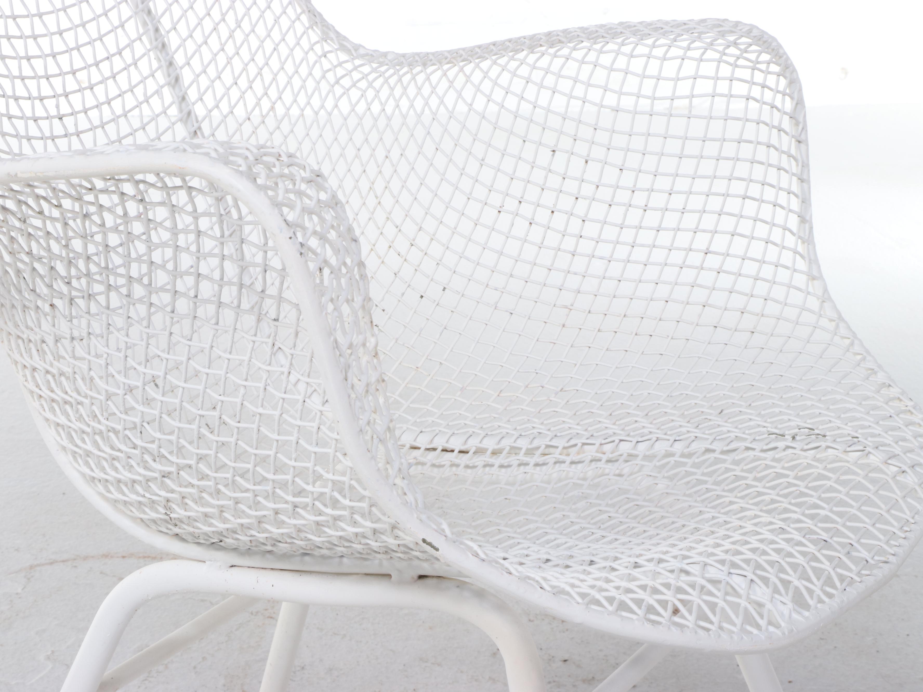 Four Russell Woodard "Sculptura" Mesh Patio Chairs with Octagonal Dining Table