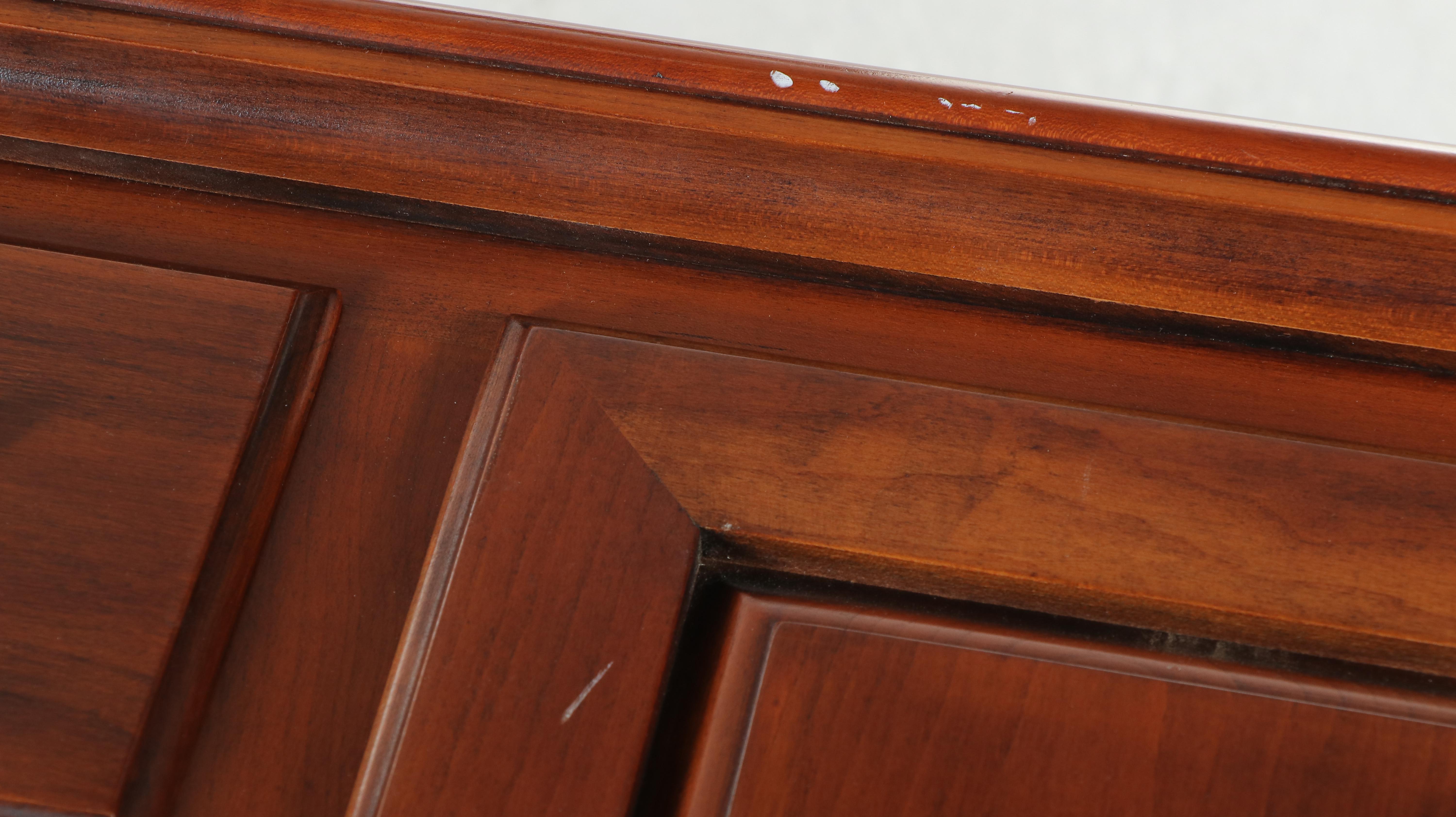 Statton "Trutype Americana" Queen Anne Style Cherrywood Sideboard, dated 1980