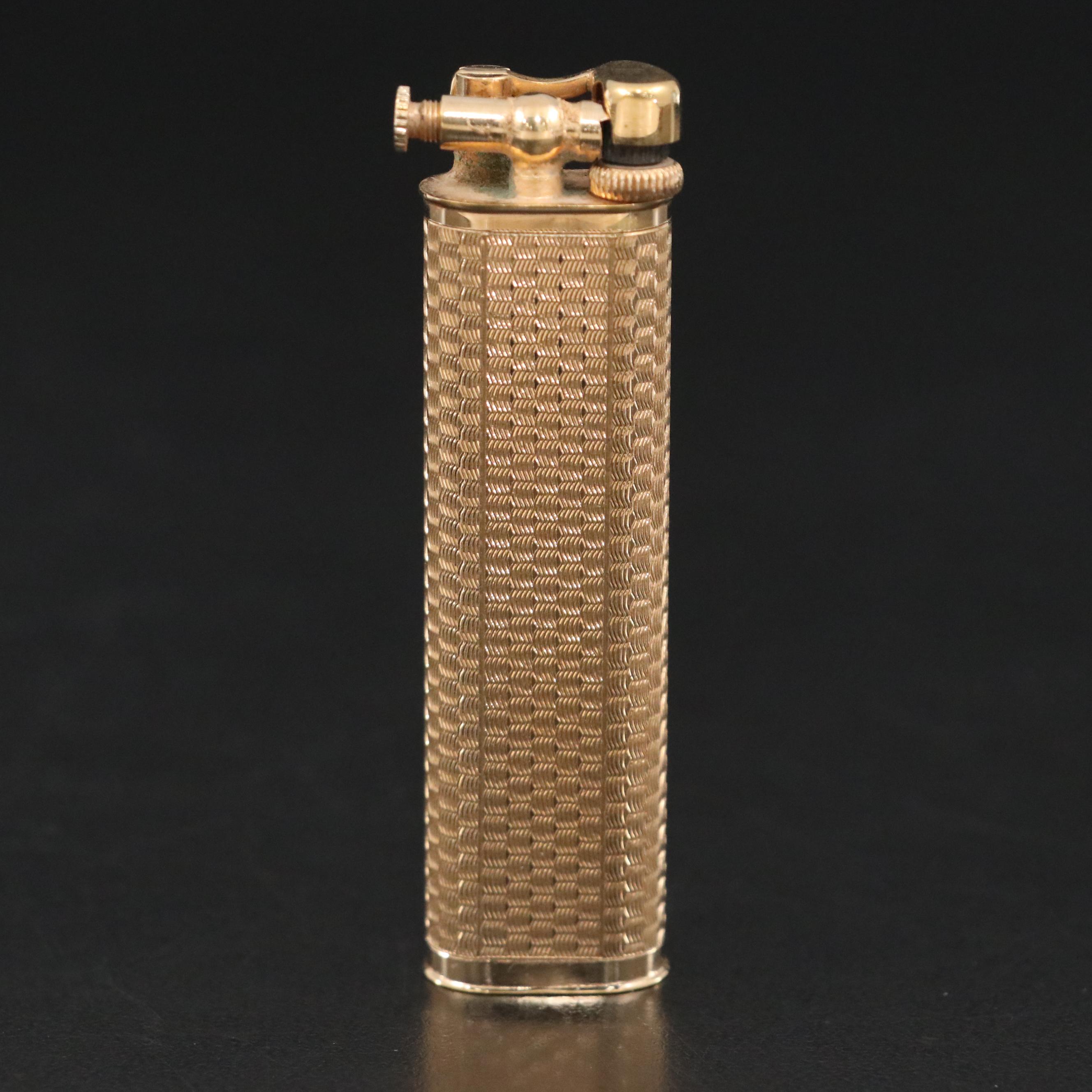 Dunhill "Sylph" Engine Turned Plate Lighter, Mid to Late 20th C.