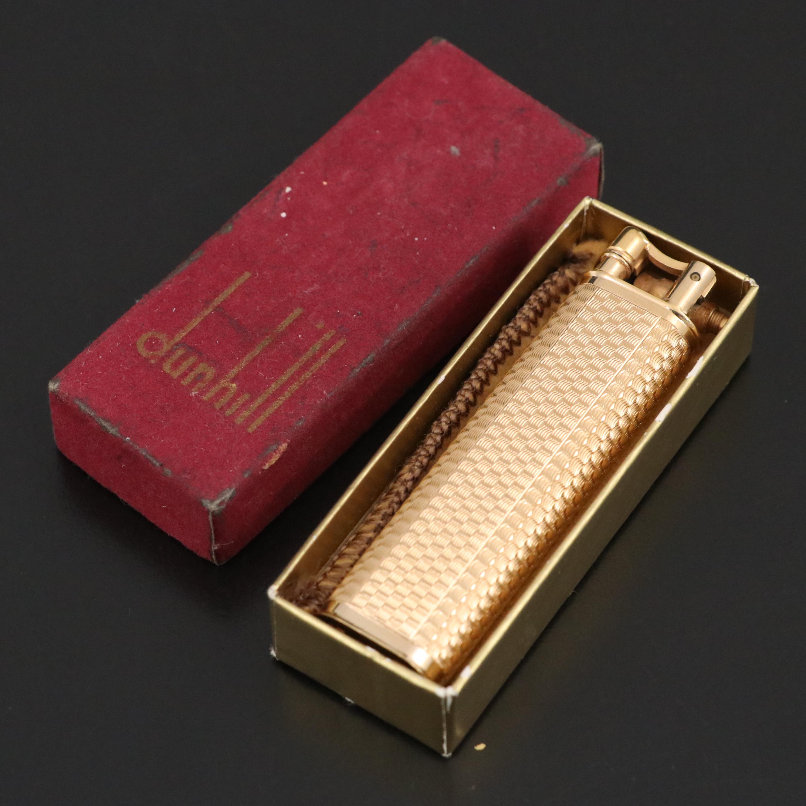 Dunhill "Sylph" Engine Turned Plate Lighter, Mid to Late 20th C.