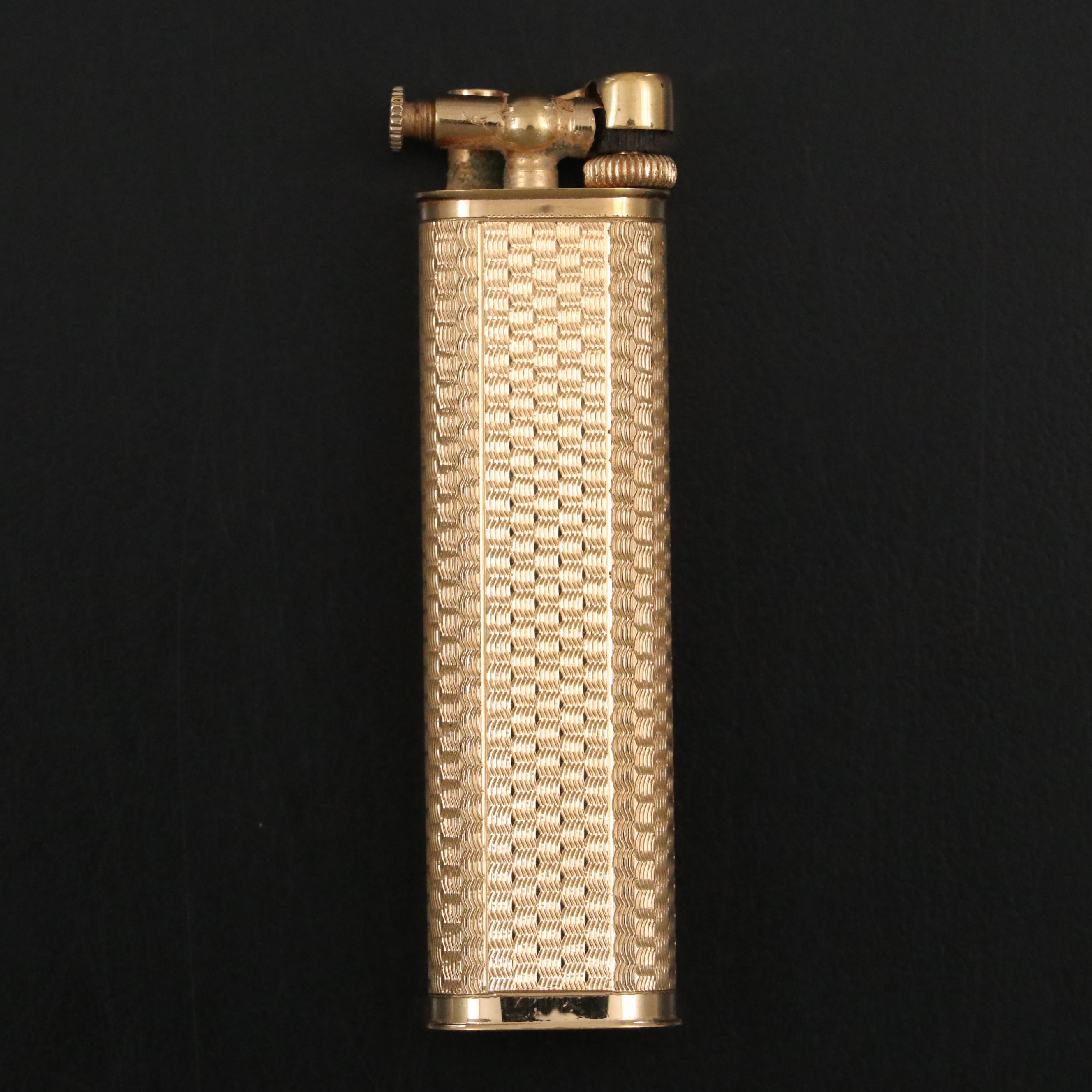 Dunhill "Sylph" Engine Turned Plate Lighter, Mid to Late 20th C.