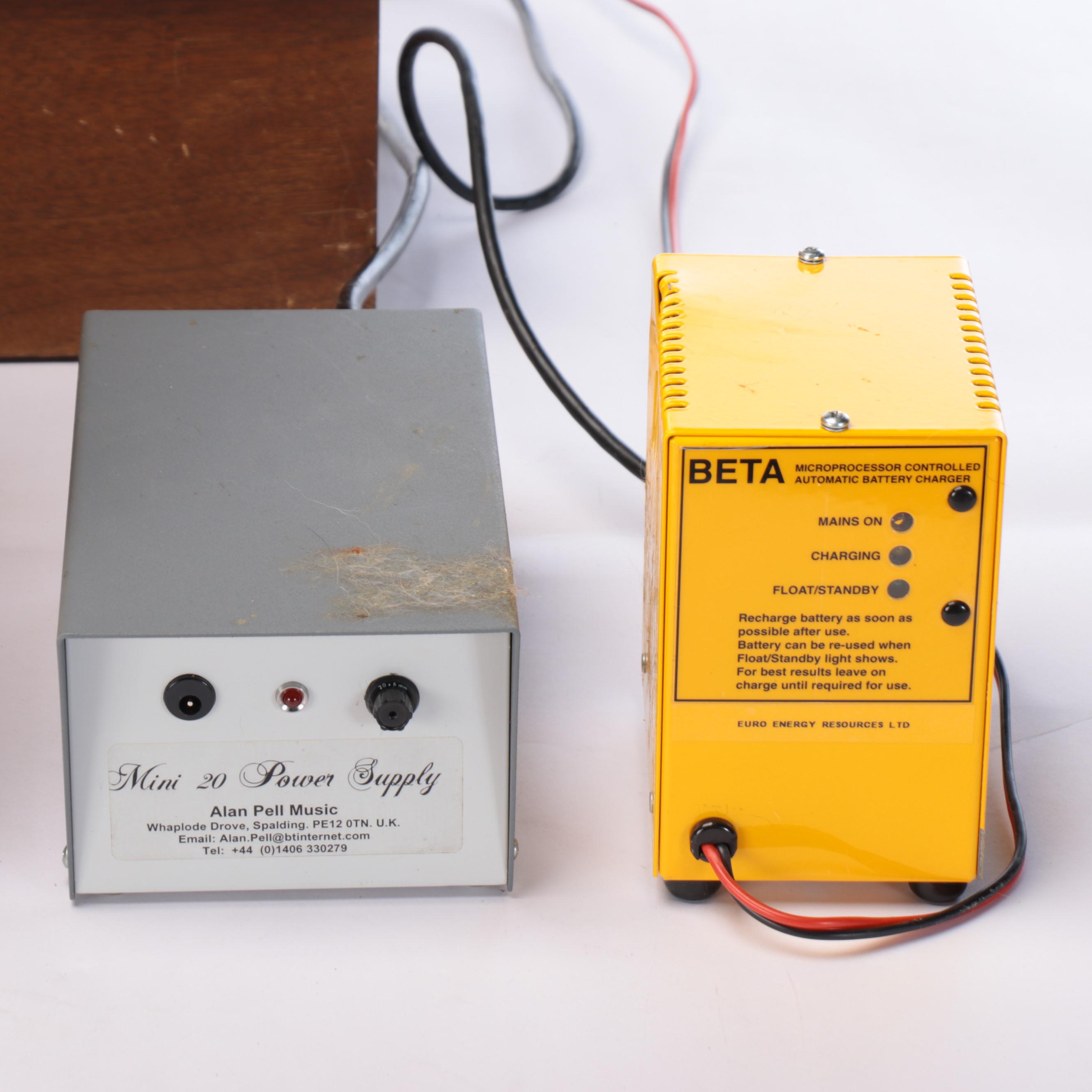 Alan Pell "Mini-20 Harmonette V. 2" Electric Organ with Other Organ Pieces