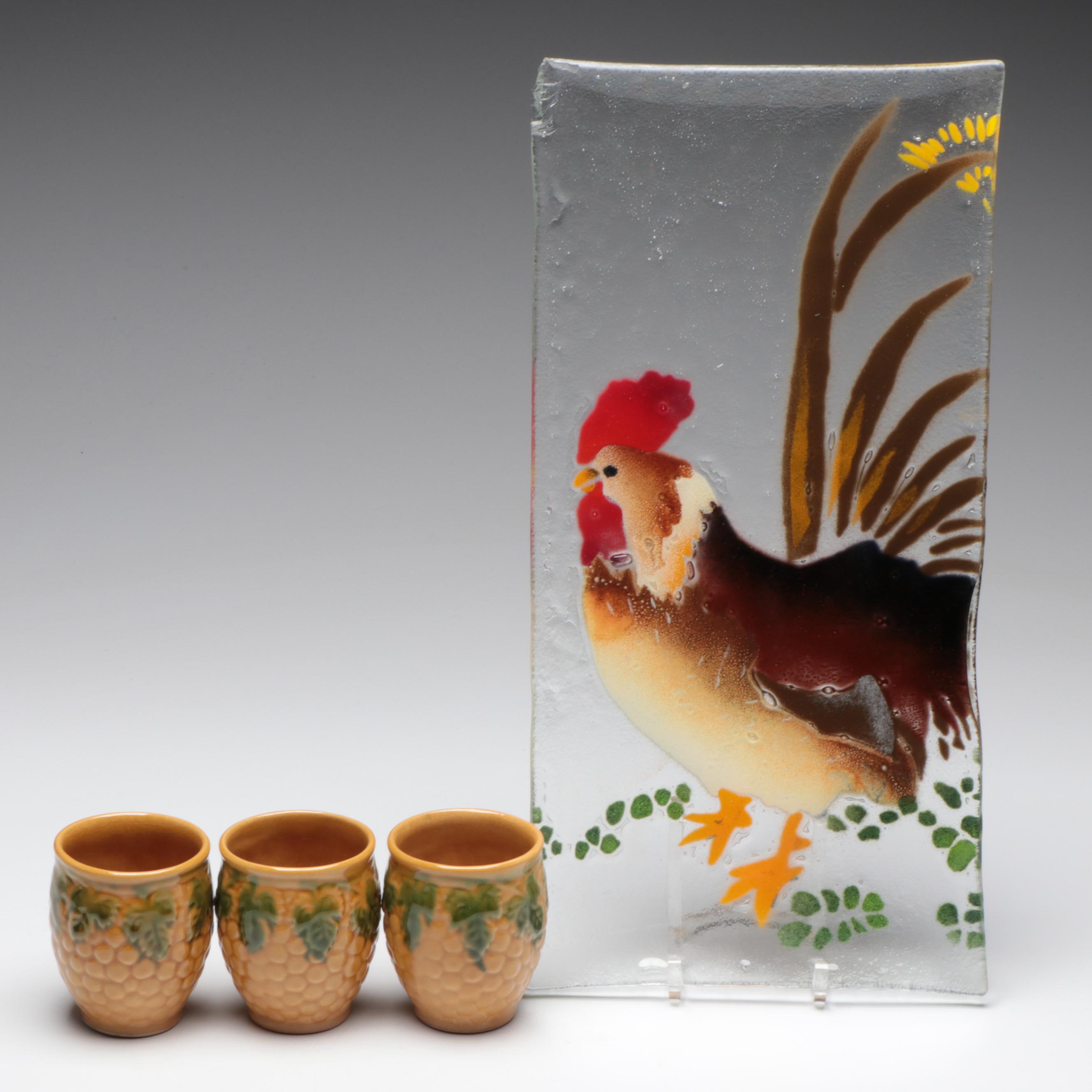Rooster Motif Glass Tray with Leaf Motif Ceramic Vases