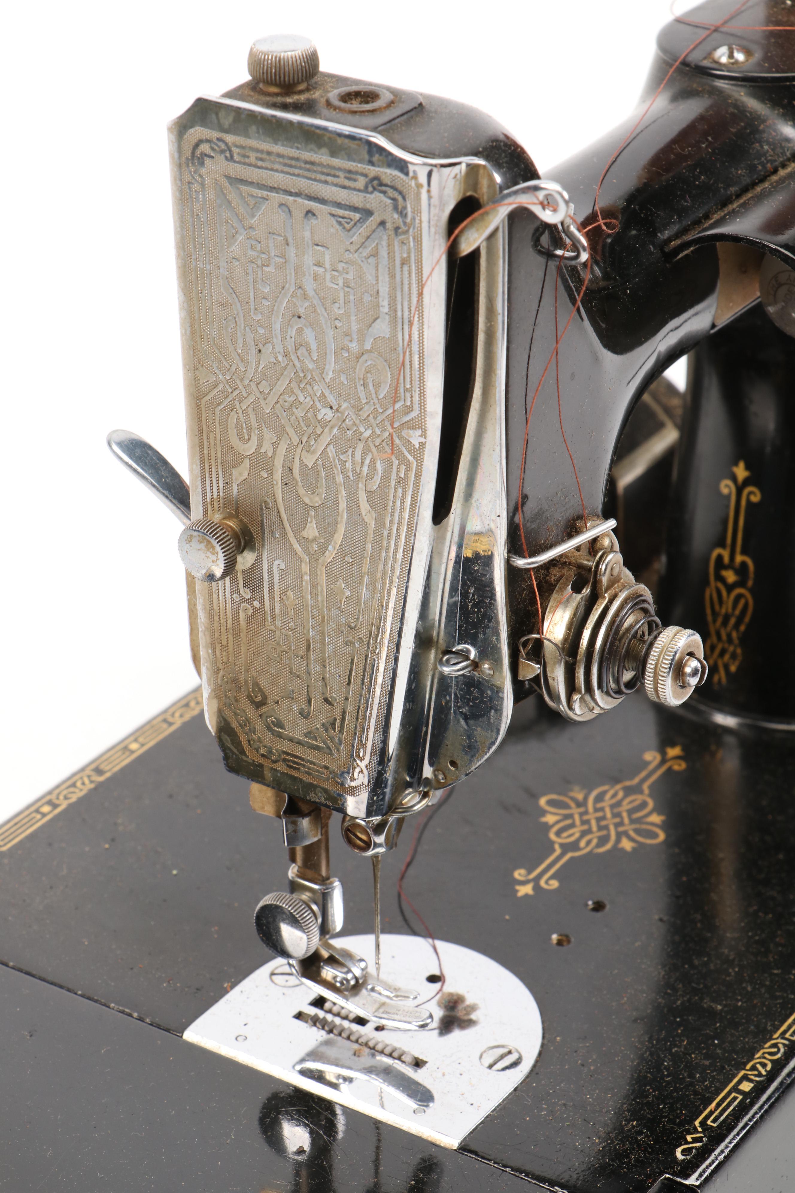 Singer Portable Electric Sewing Machine 221-1 with Case and Accessories